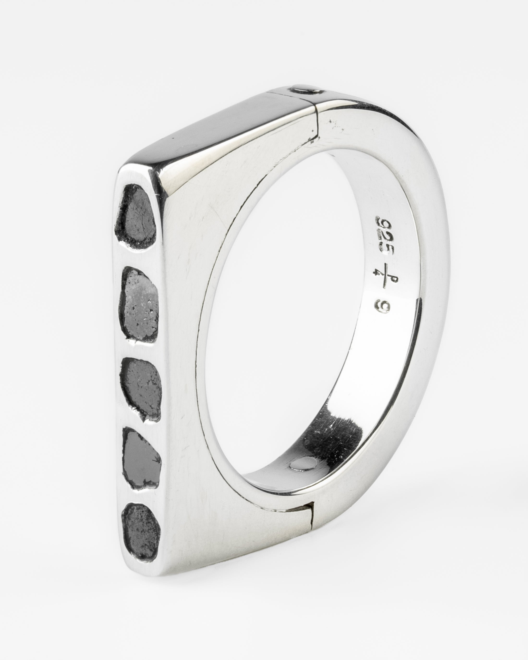 Sistema Ring (Mega Pavé, Polished Black Diamond Slabs, Oval, 4mm, PA+PBLKDIA)