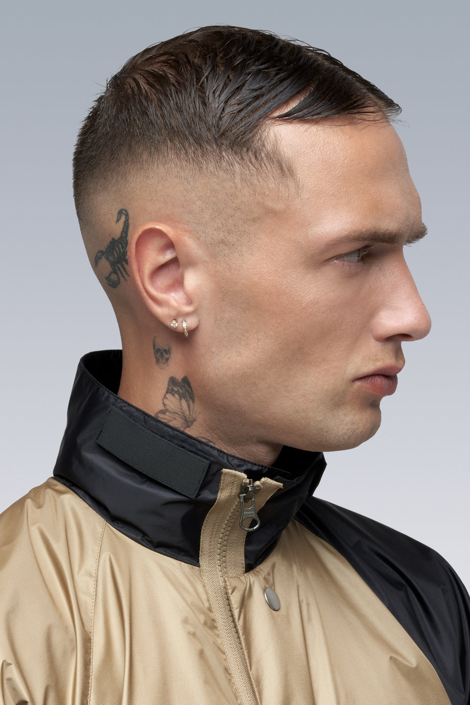 J95-WS 2L Gore-Tex Infinium™ Windstopper® Jacket - Black/Khaki