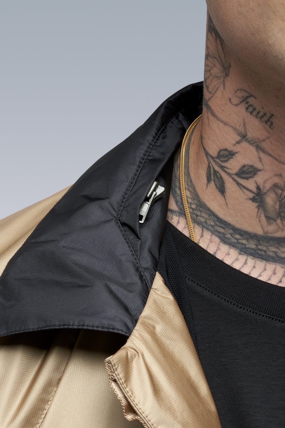 J95-WS 2L Gore-Tex Infinium™ Windstopper® Jacket - Black/Khaki