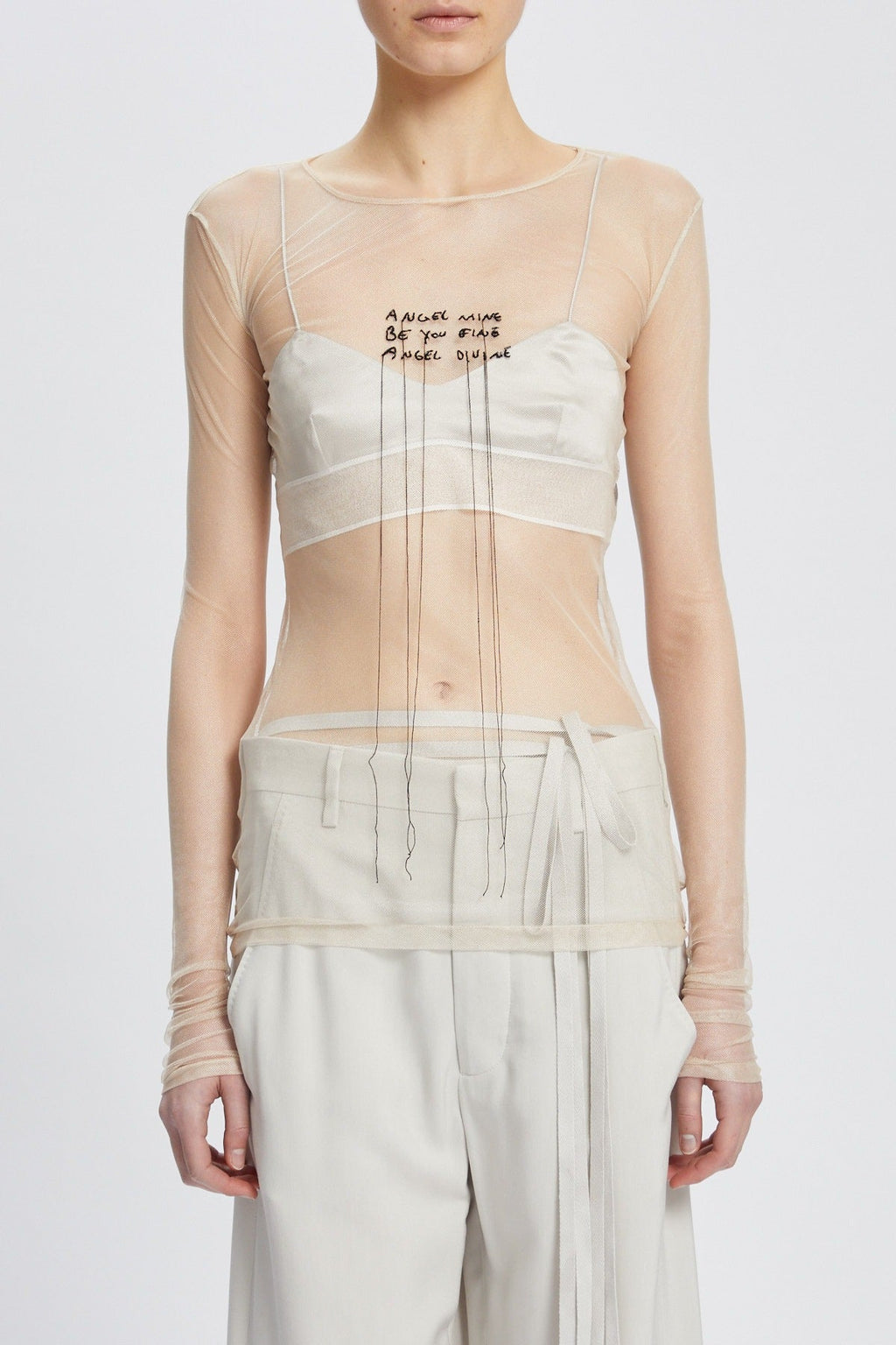 FIENE SLIM FIT LONGSLEEVE T-SHIRT DUSTY NUDE