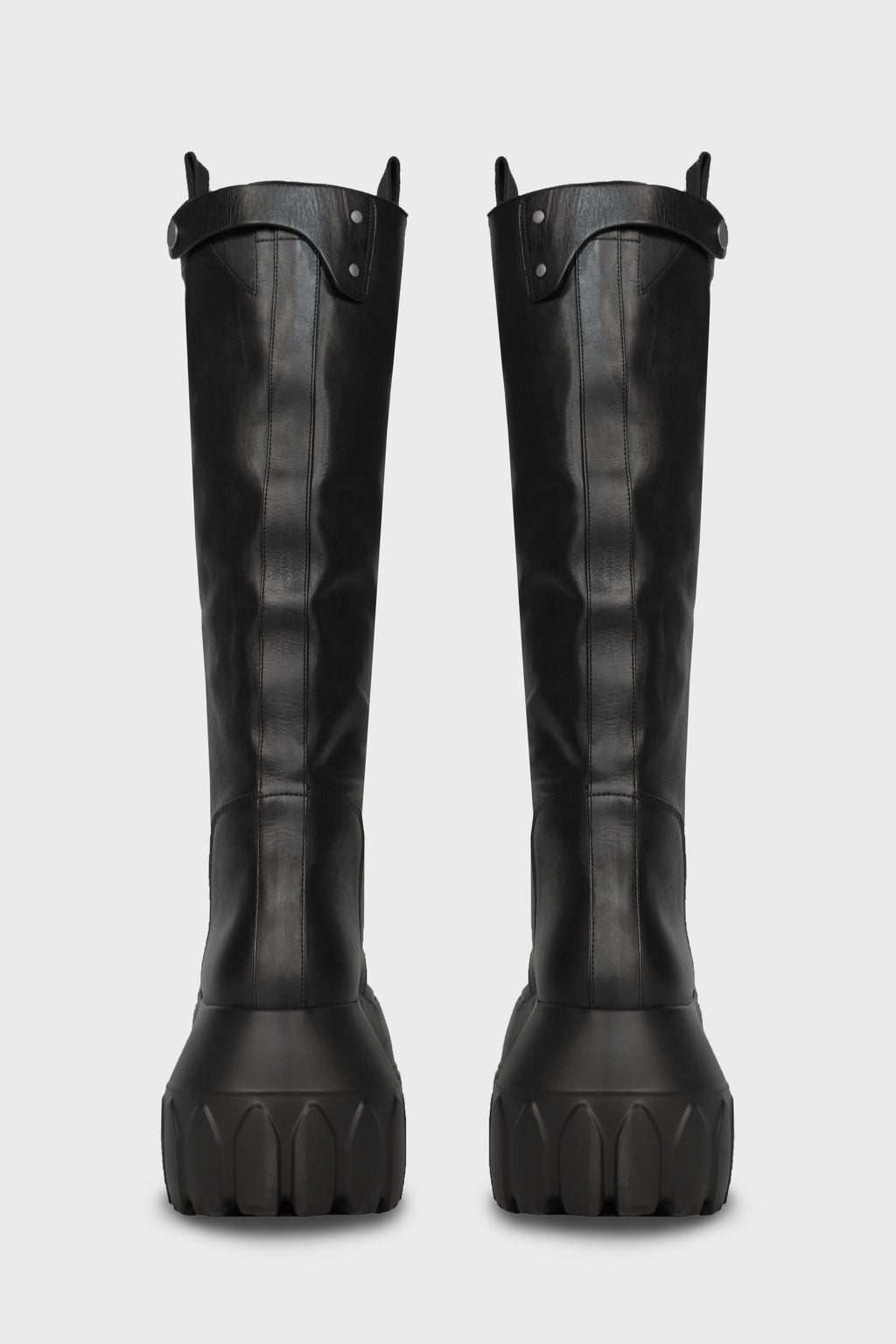 PULL ON MEGA TRACTOR