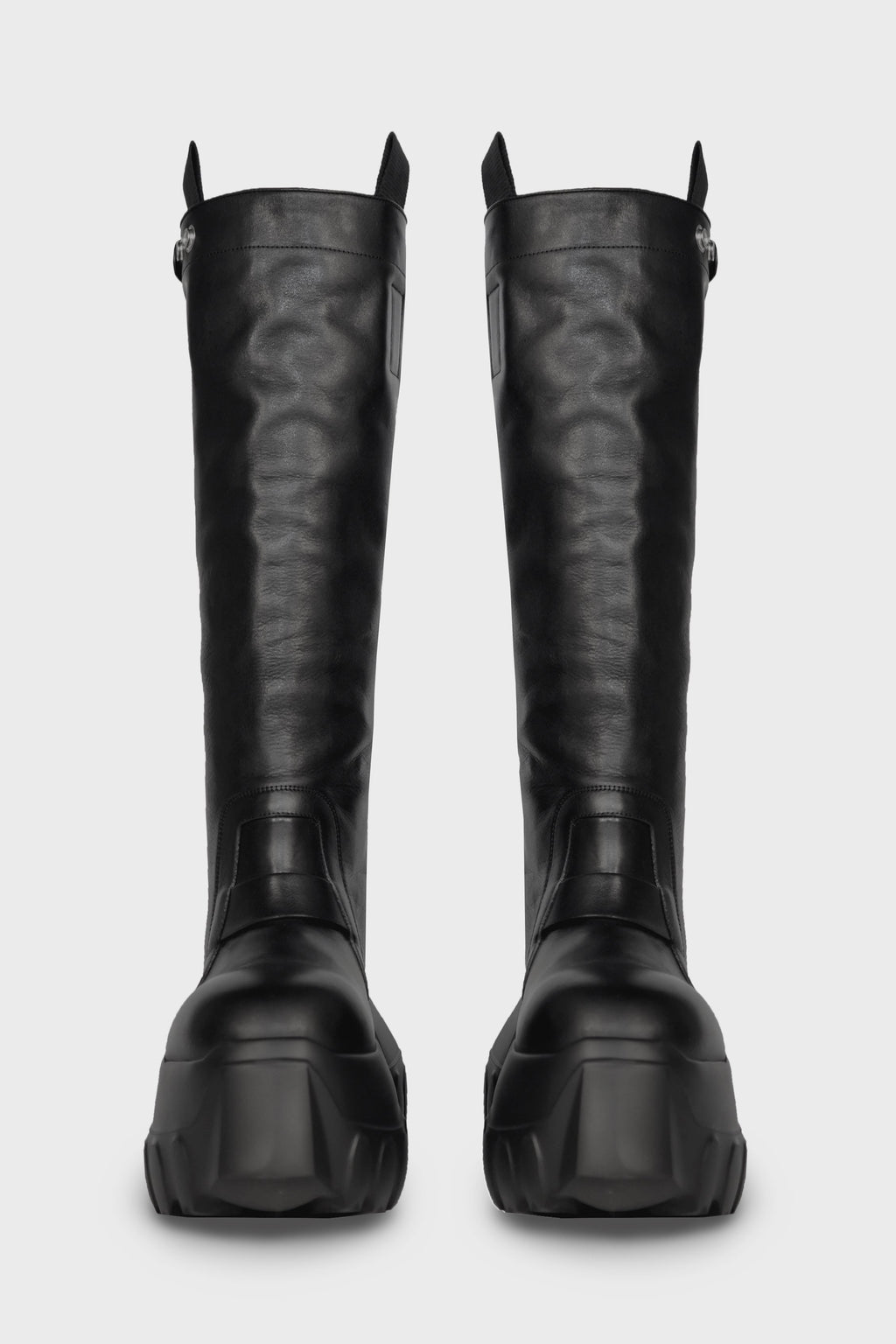 PULL ON MEGA TRACTOR