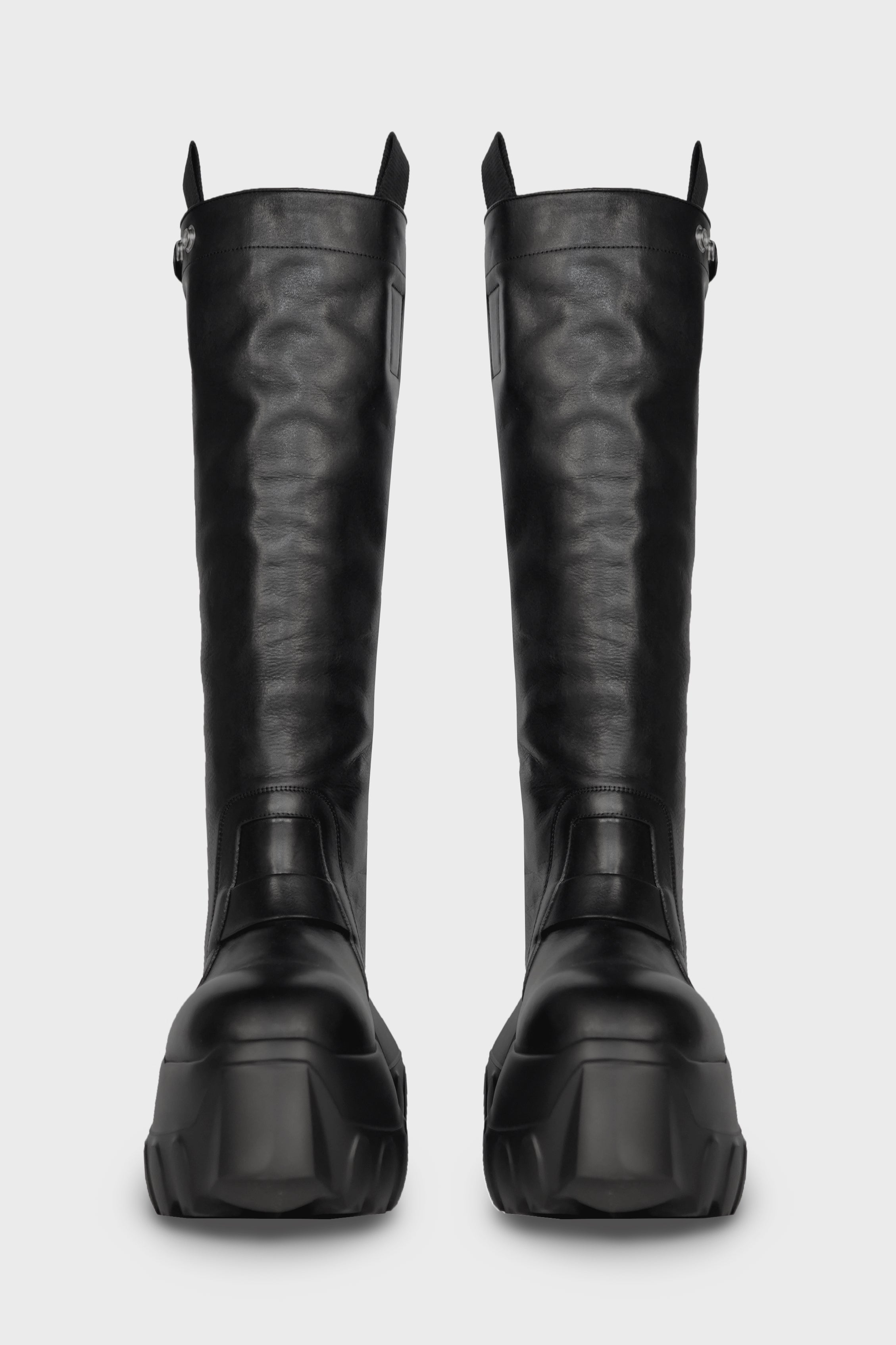 PULL ON MEGA TRACTOR