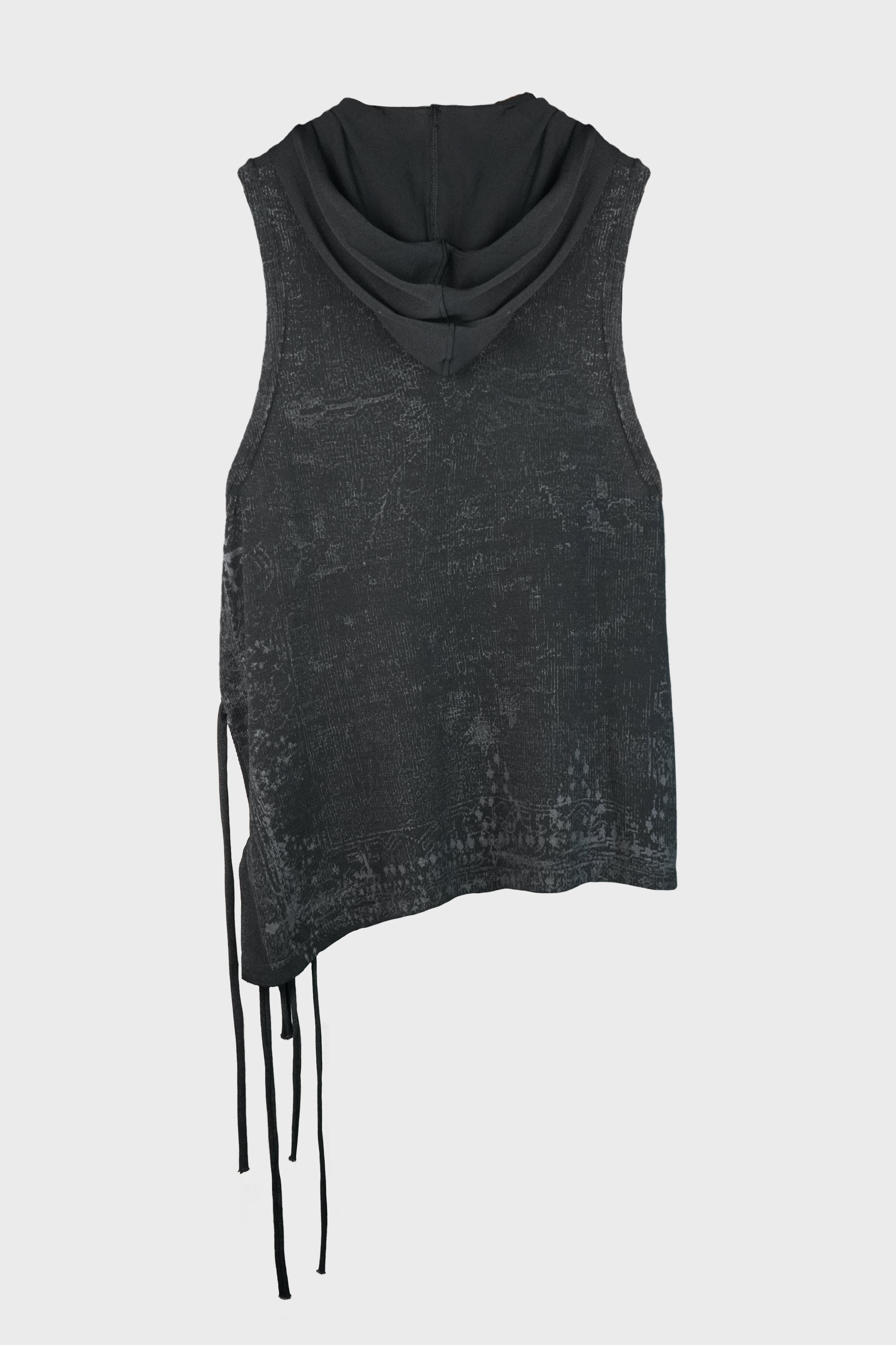 SLEEVELESS KNIT w/ MACRAME HOODIE BLACK