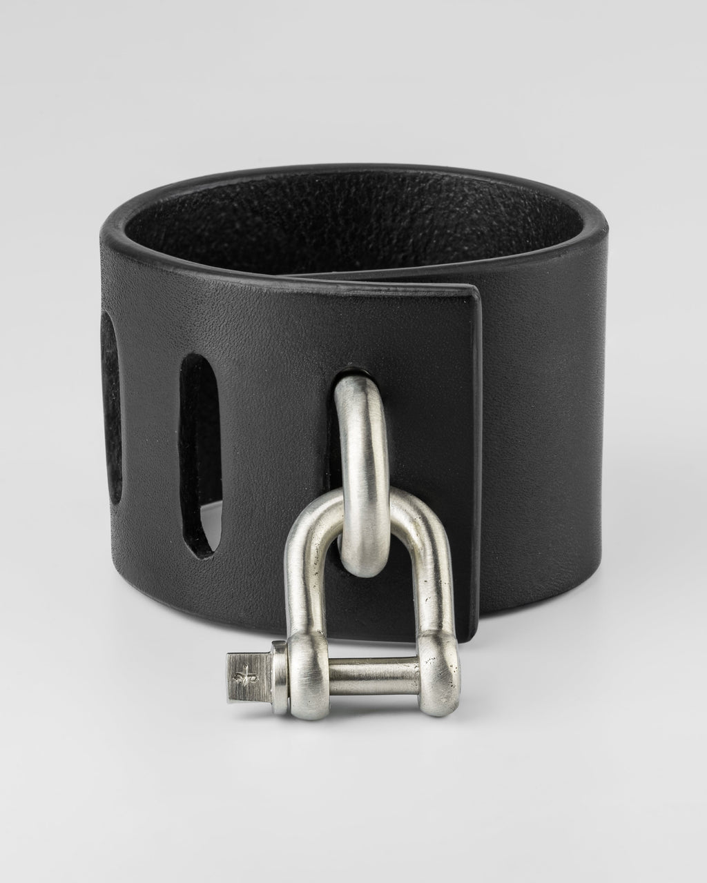 Restraint Charm Bracelet (50mm, MZ+BLK)