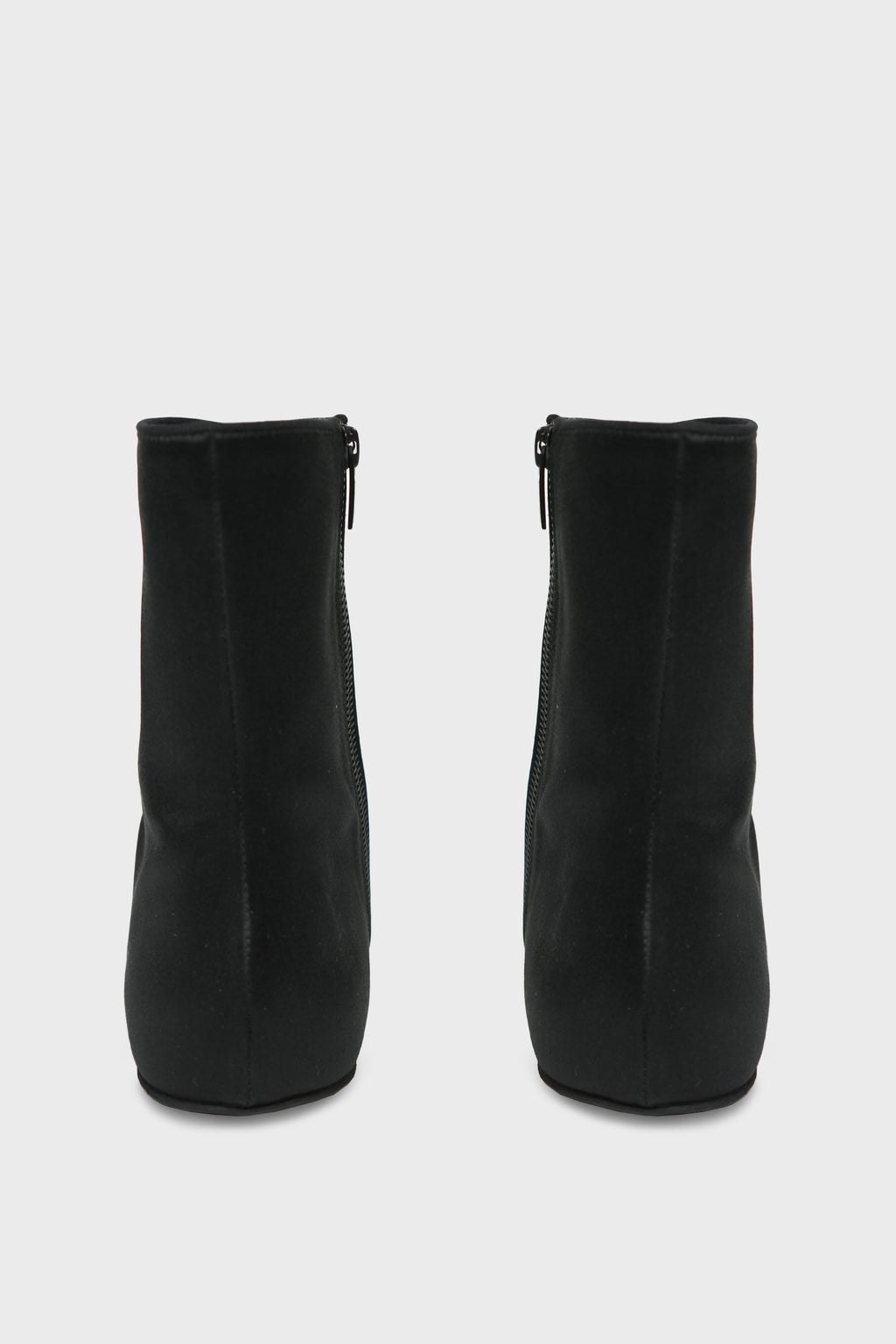 MONIL SQUARED ANKLE BOOTS BLACK