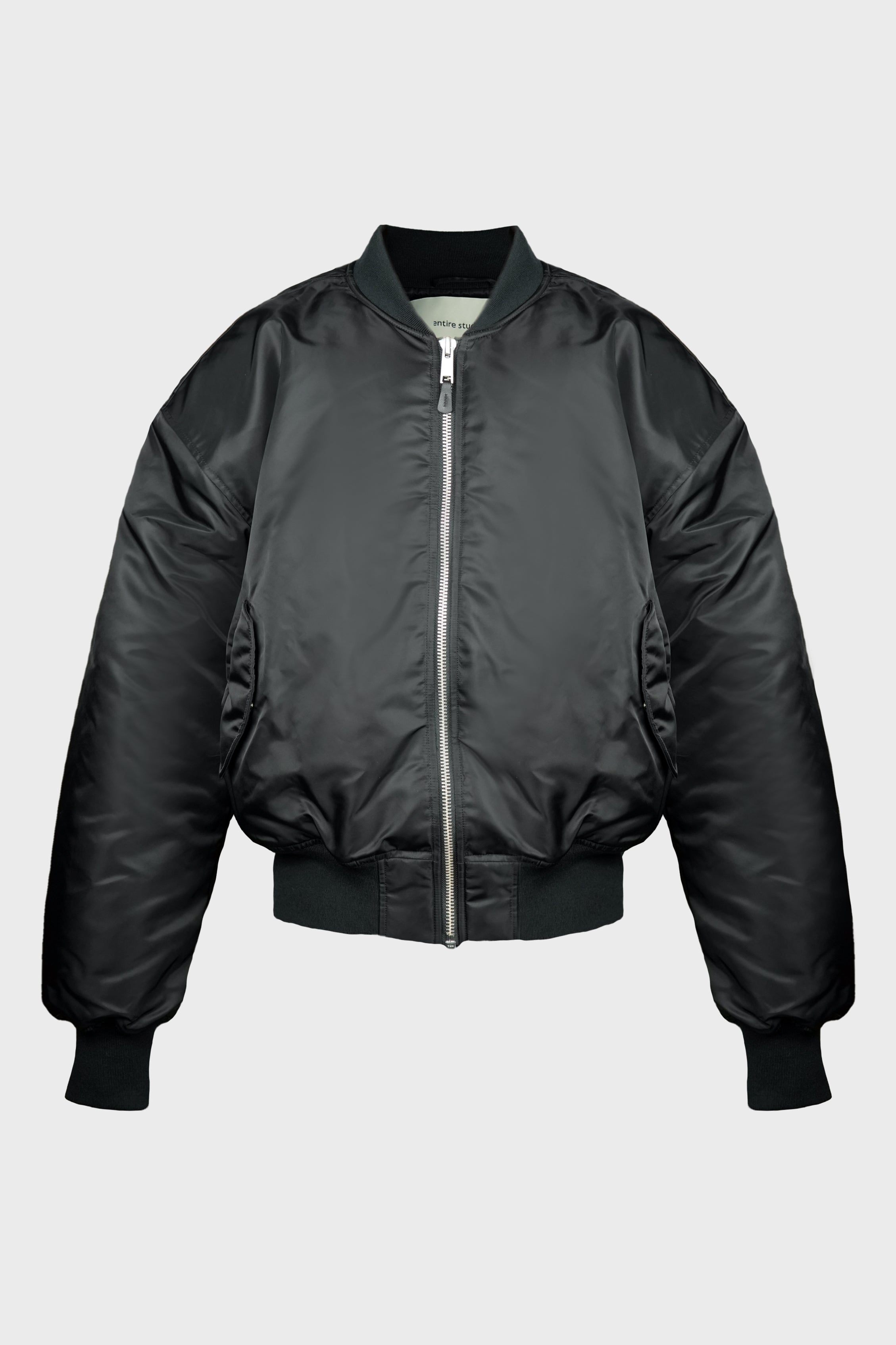 CROPPED BROAD BOMBER OIL