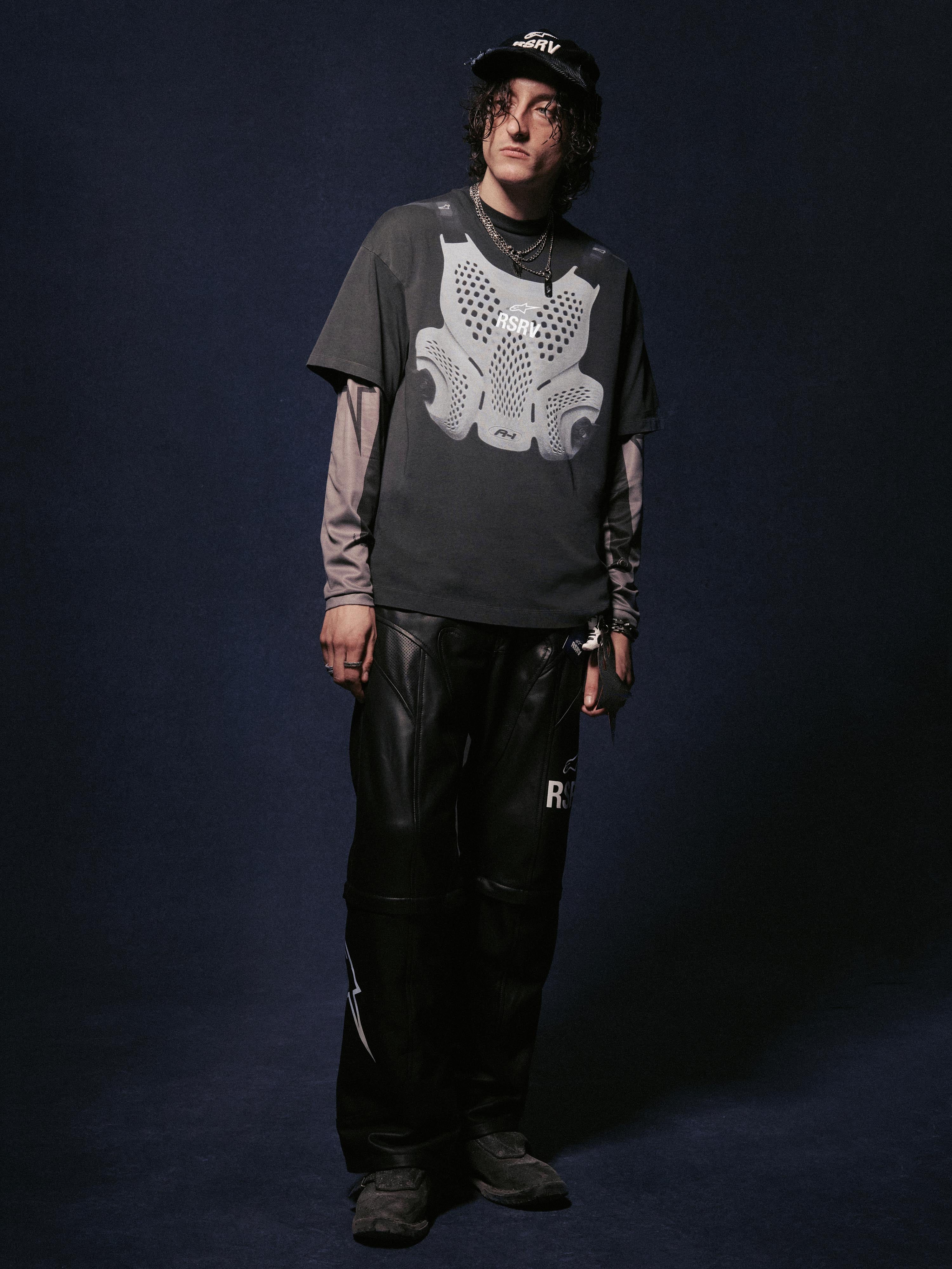 RSRV ROOST SS TEE BLACK
