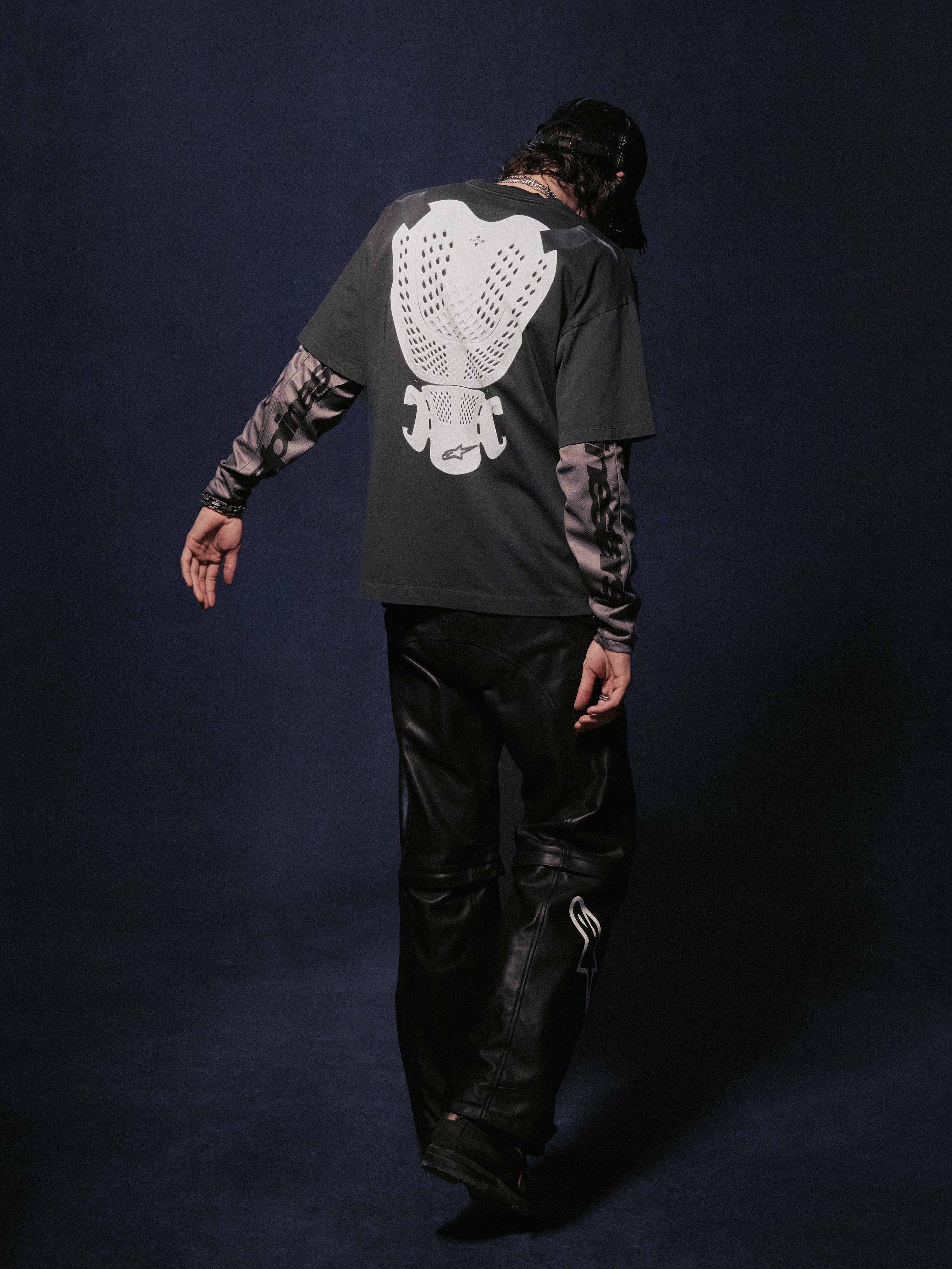 RSRV ROOST SS TEE BLACK