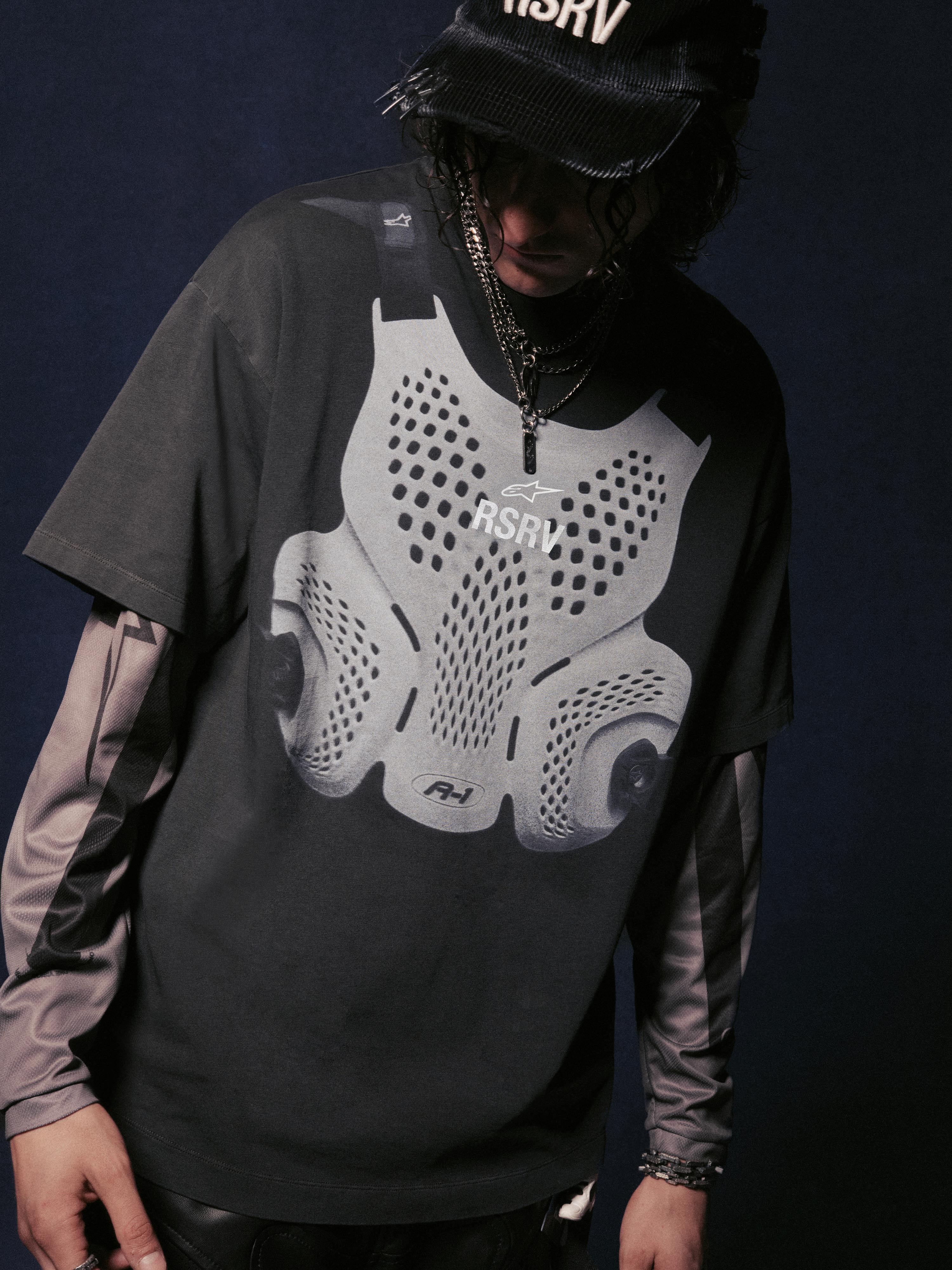 RSRV ROOST SS TEE BLACK