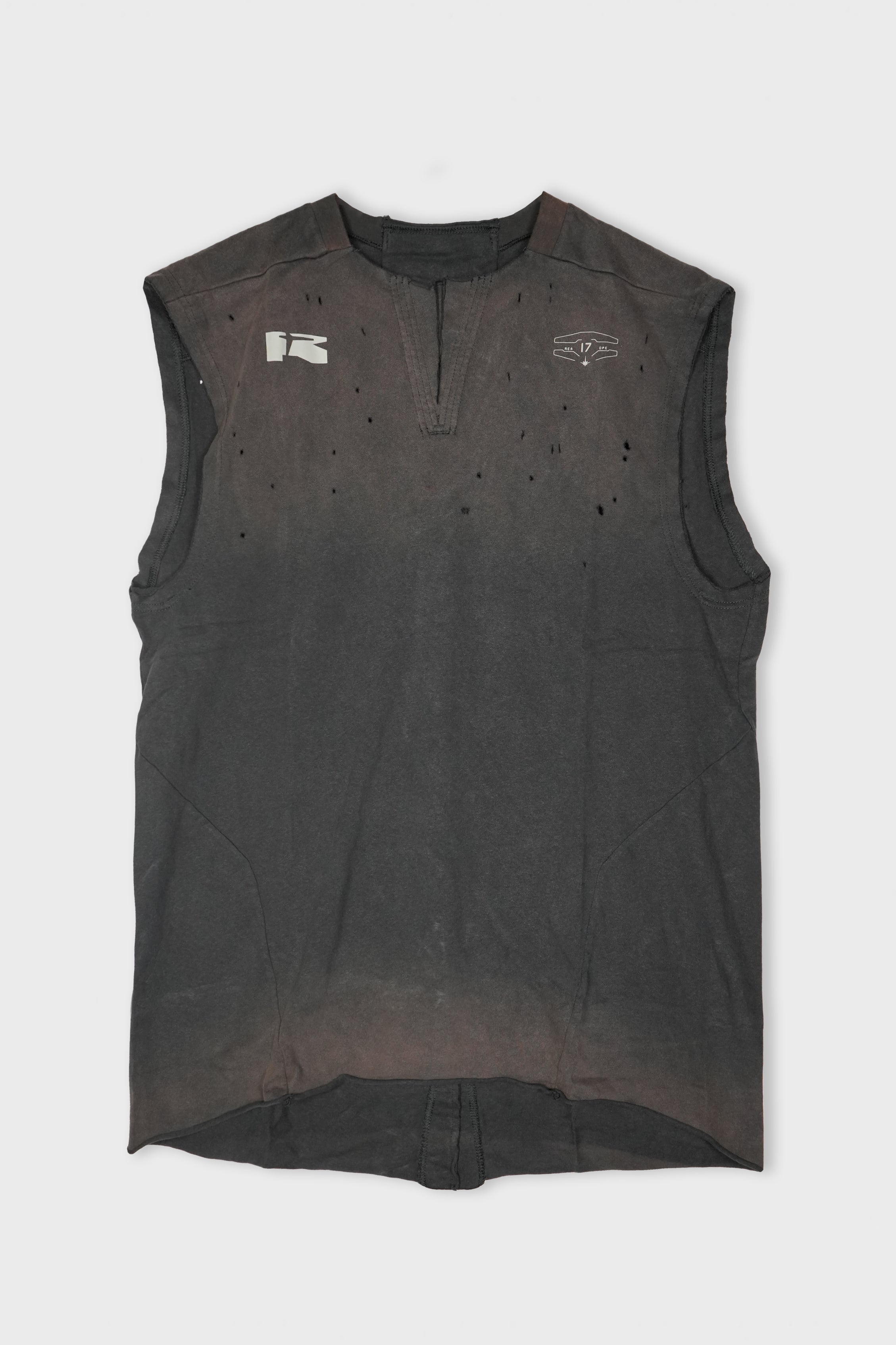 REA-PESA / WORMHOLE-ETCHED TANK