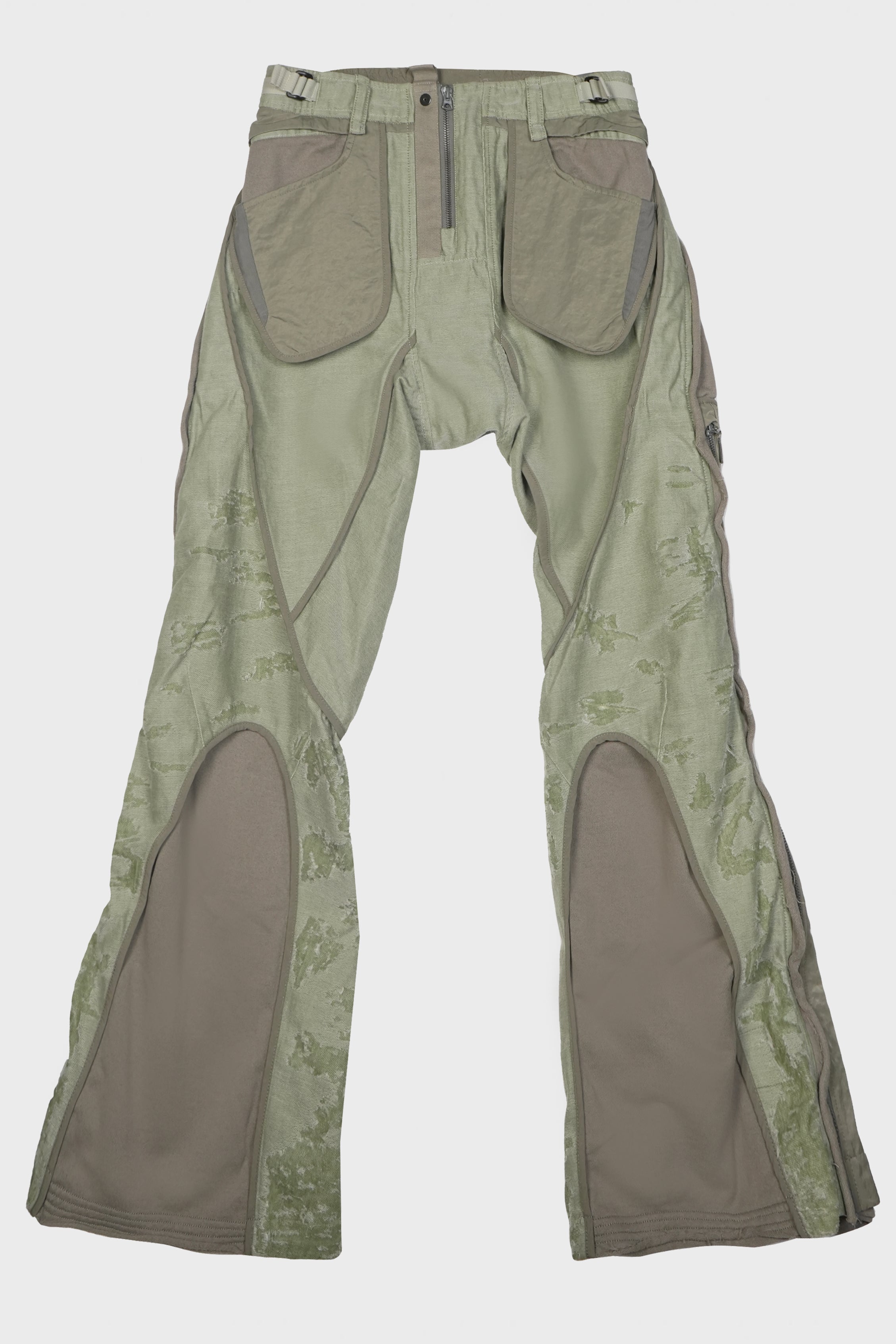 TEXTURED-CAMO EXO-FRAME EXPAND FLARE PANTS