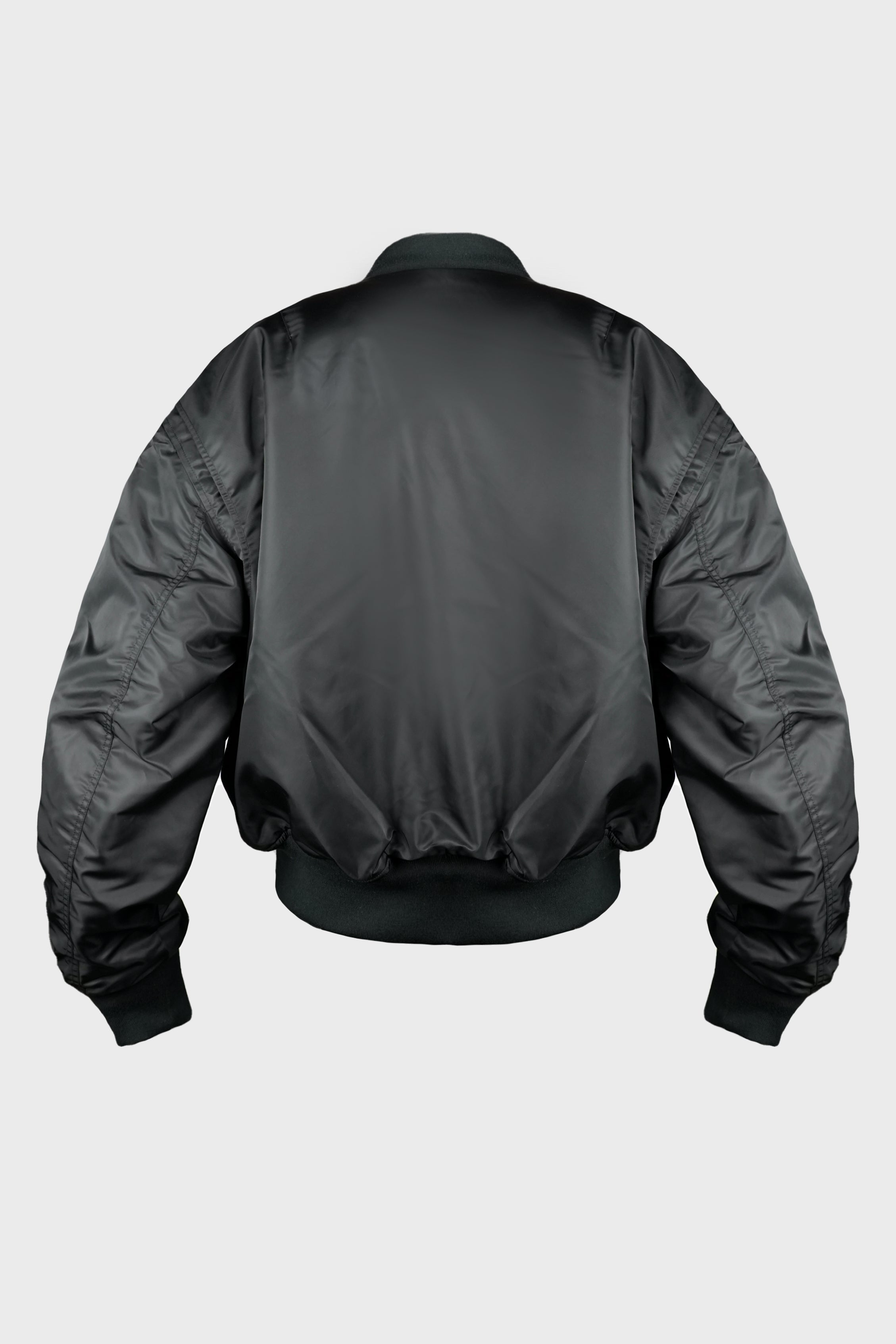 CROPPED BROAD BOMBER OIL