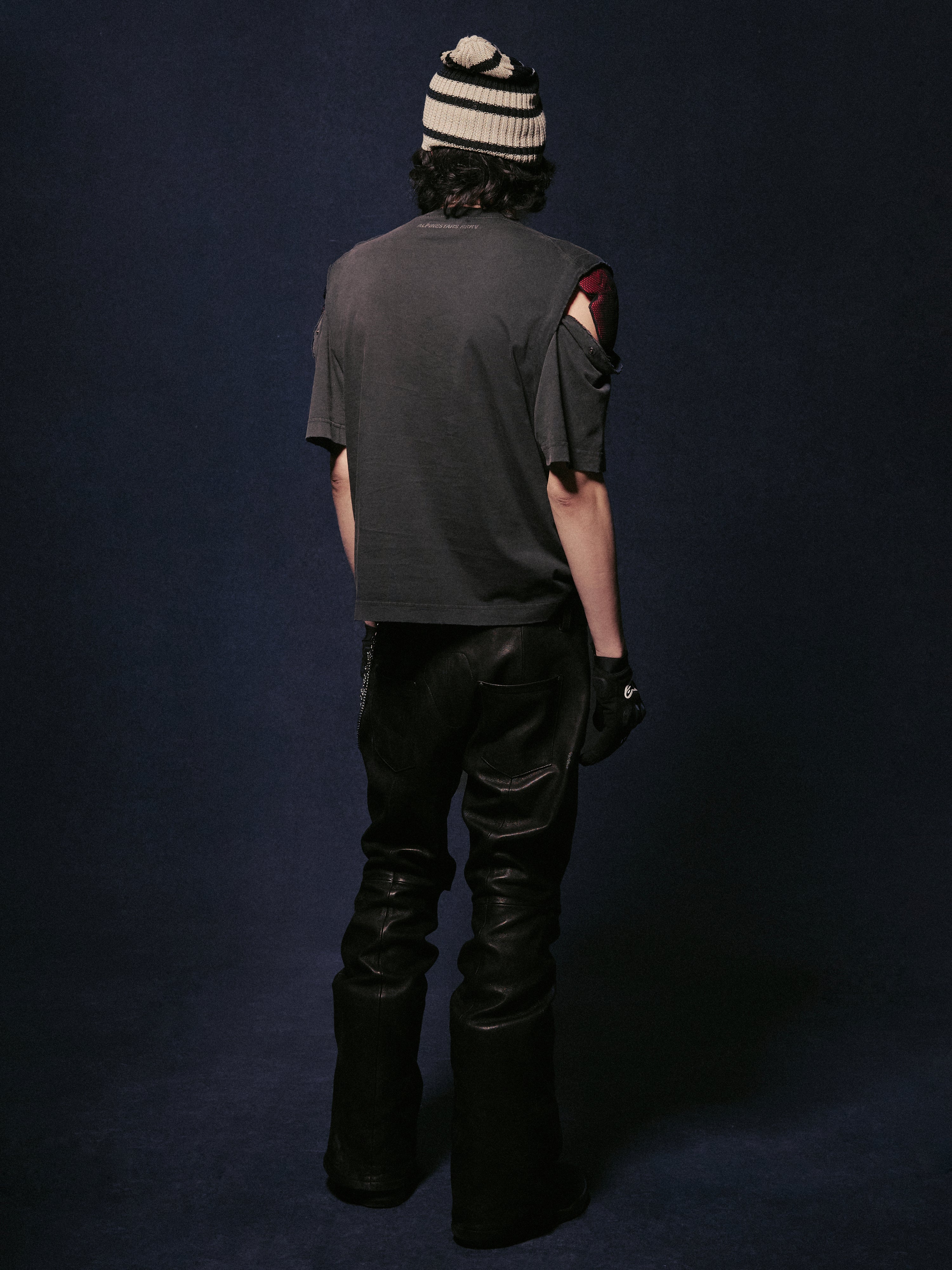 RSRV GEAR UP SS TEE BLACK