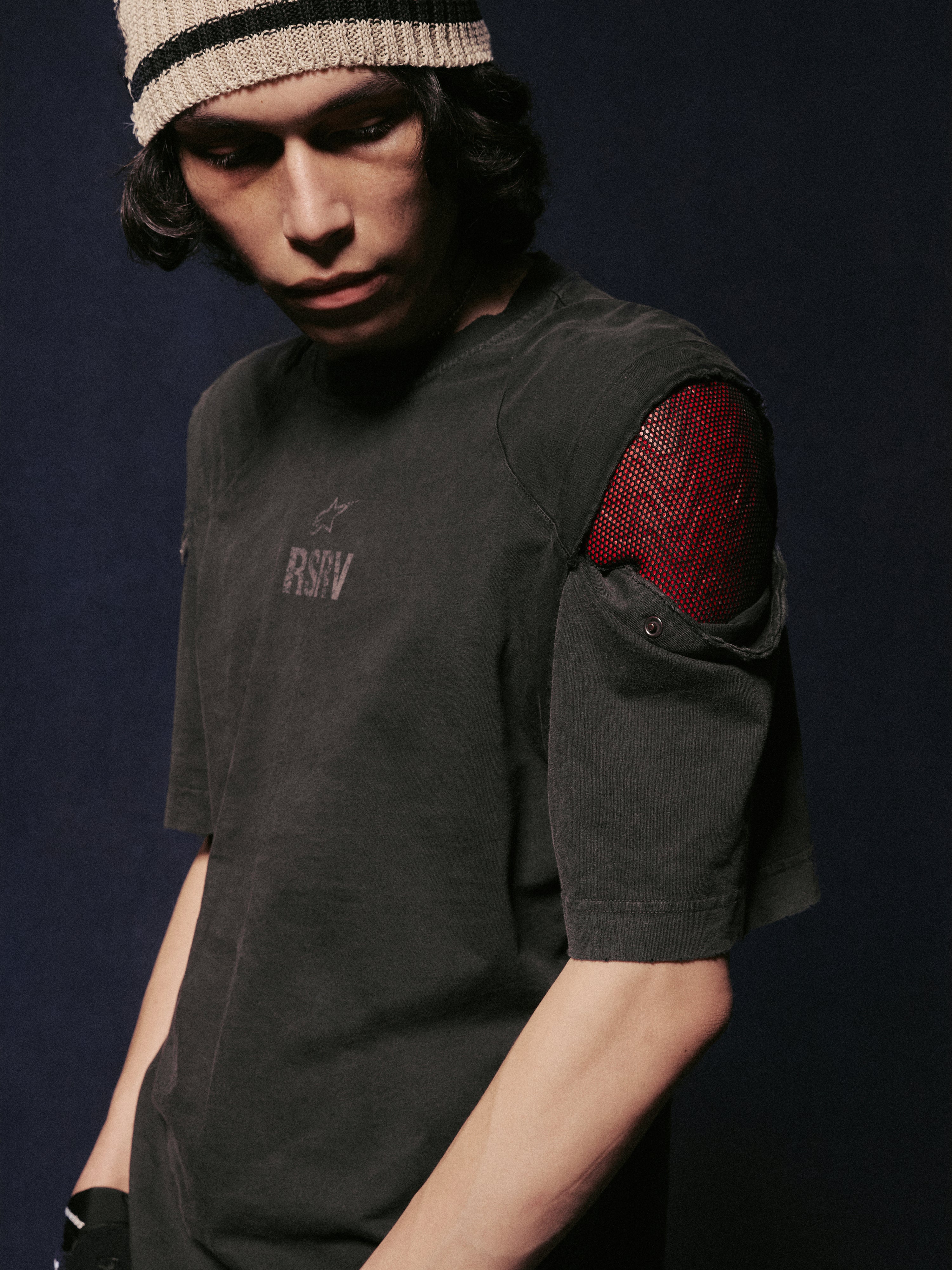 RSRV GEAR UP SS TEE BLACK