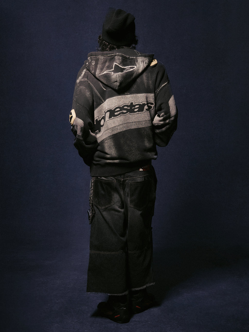 RSRV SCANNED HOODIE BLACK