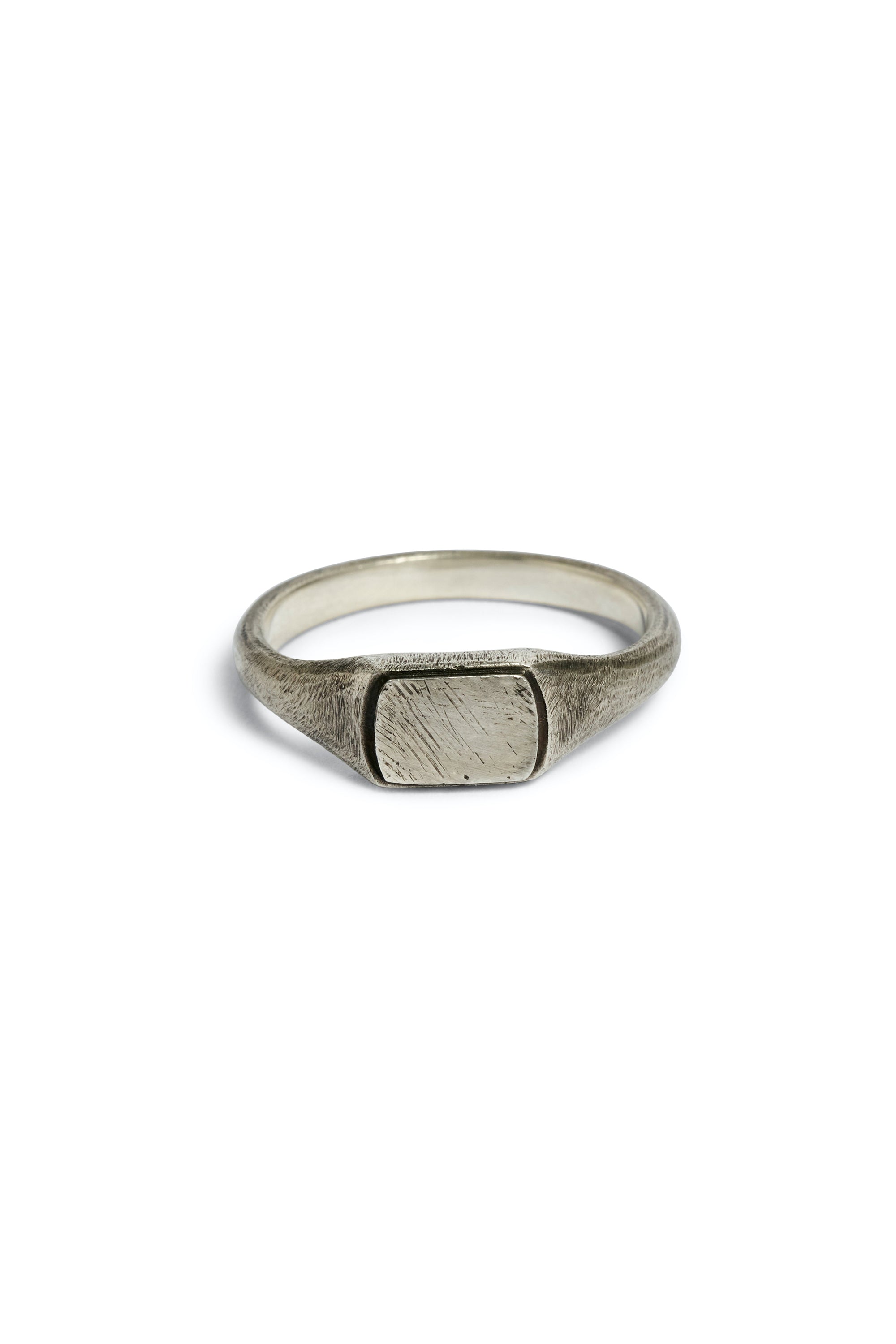 RING SYMBOL SIGNET