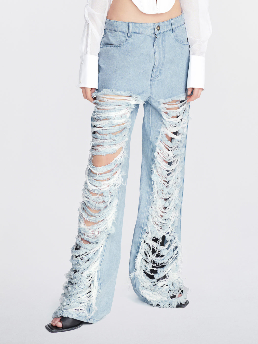 CLASSIC DENIM FRAYED PANTS