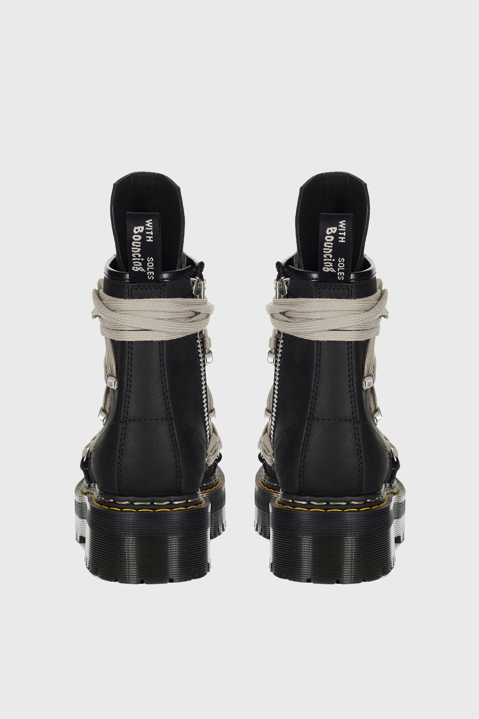 1460 QUAD SOLE MEGALACE® BOOT