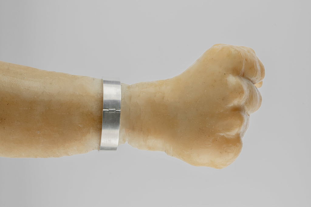 Restraint Cuff (Charm Version, 15mm, AS)