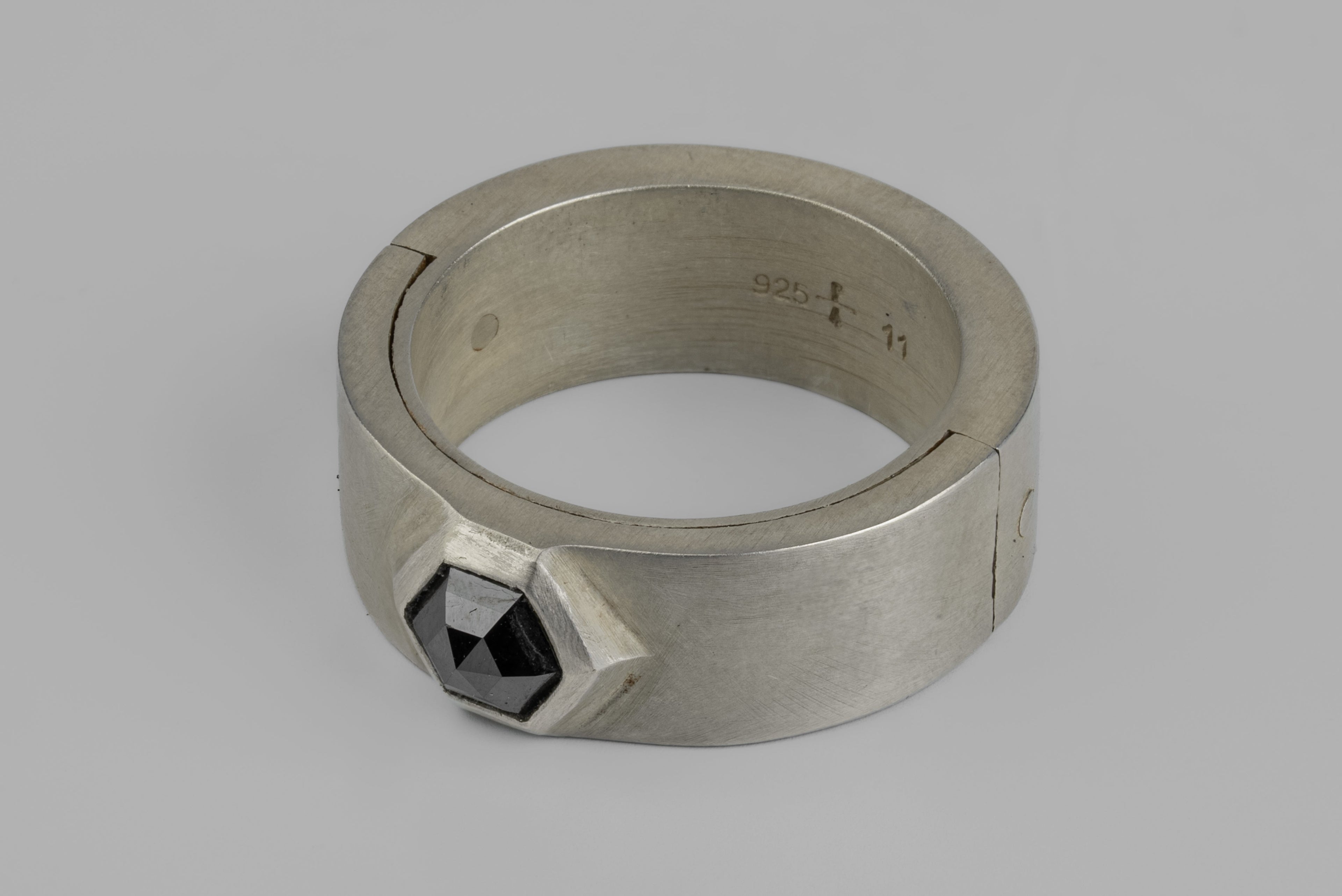 Sistema Ring (Black Hex Diamond, 1.05 CT, 9mm, DA+BLKDIA)