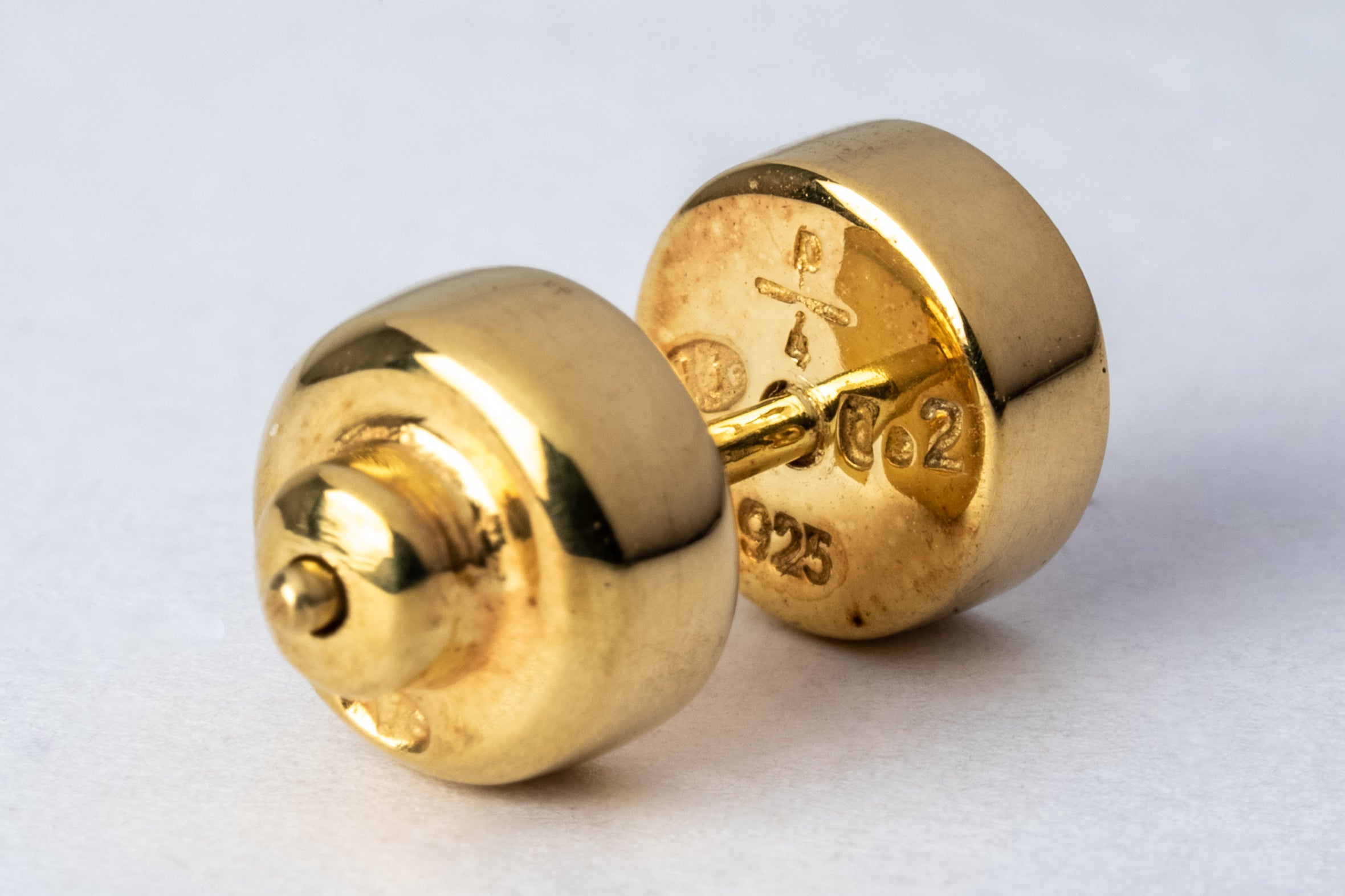 Stud Earring (0.2 CT, Ruby Slice, YGA+RUB)