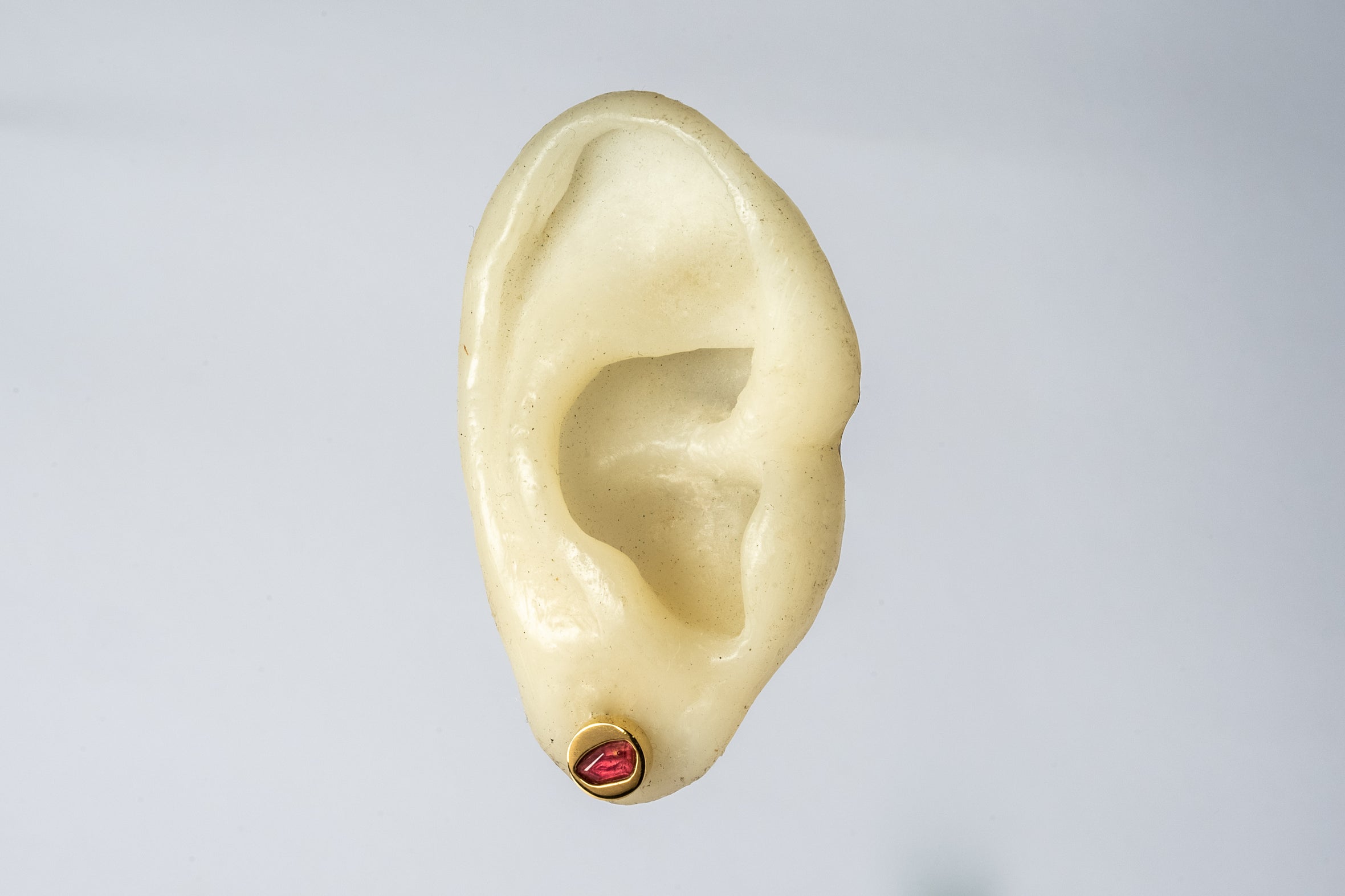 Stud Earring (0.2 CT, Ruby Slice, YGA+RUB)