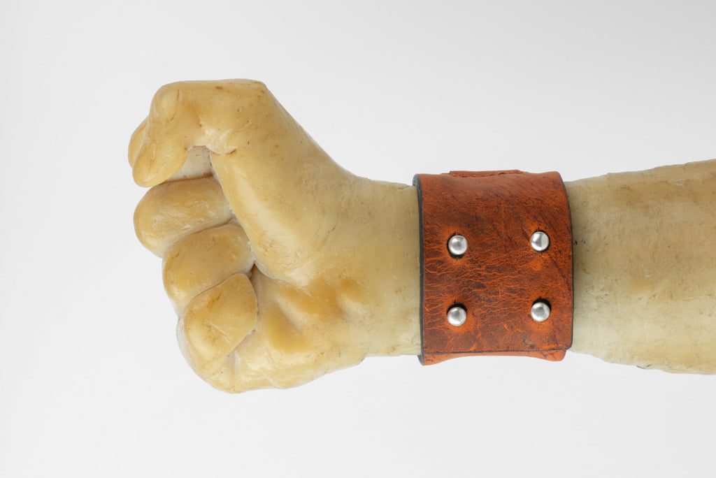 Amulet Cuff (Terrestrial, Iron Quartz, AS+IRQ+OKW)