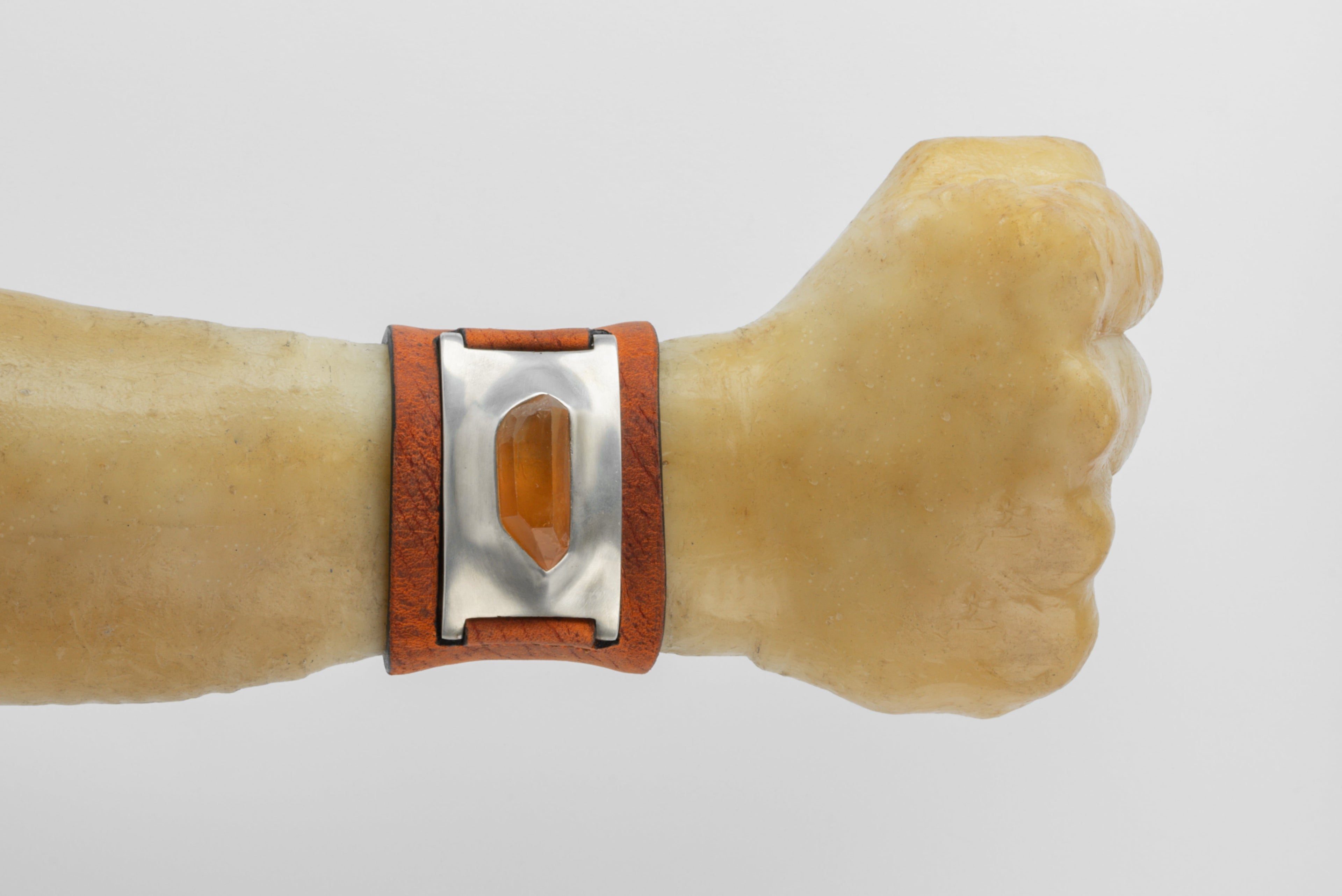 Amulet Cuff (Terrestrial, Iron Quartz, AS+IRQ+OKW)