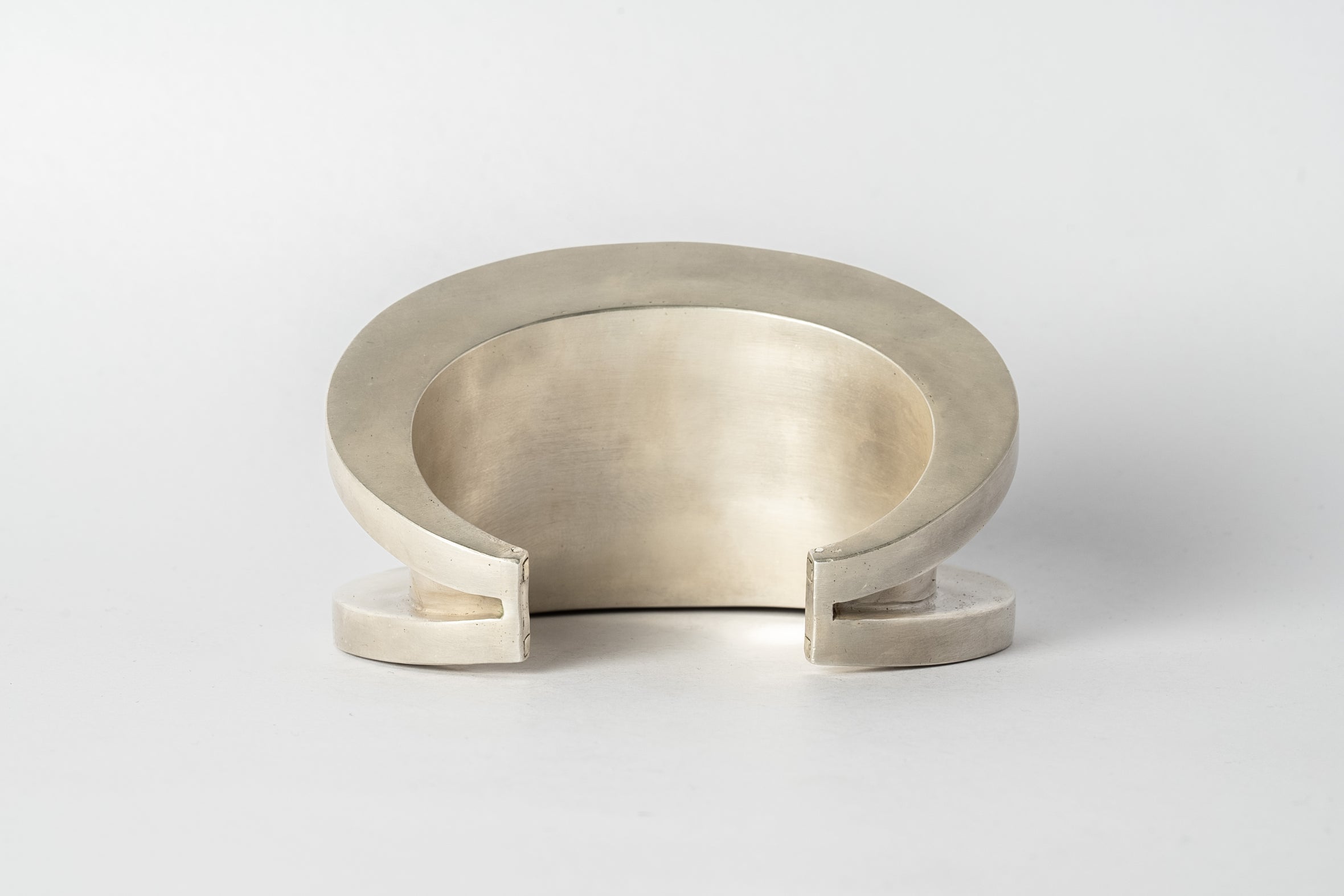 Crescent Channel Bracelet (Radiant Expansion, 15-50mm, AS)