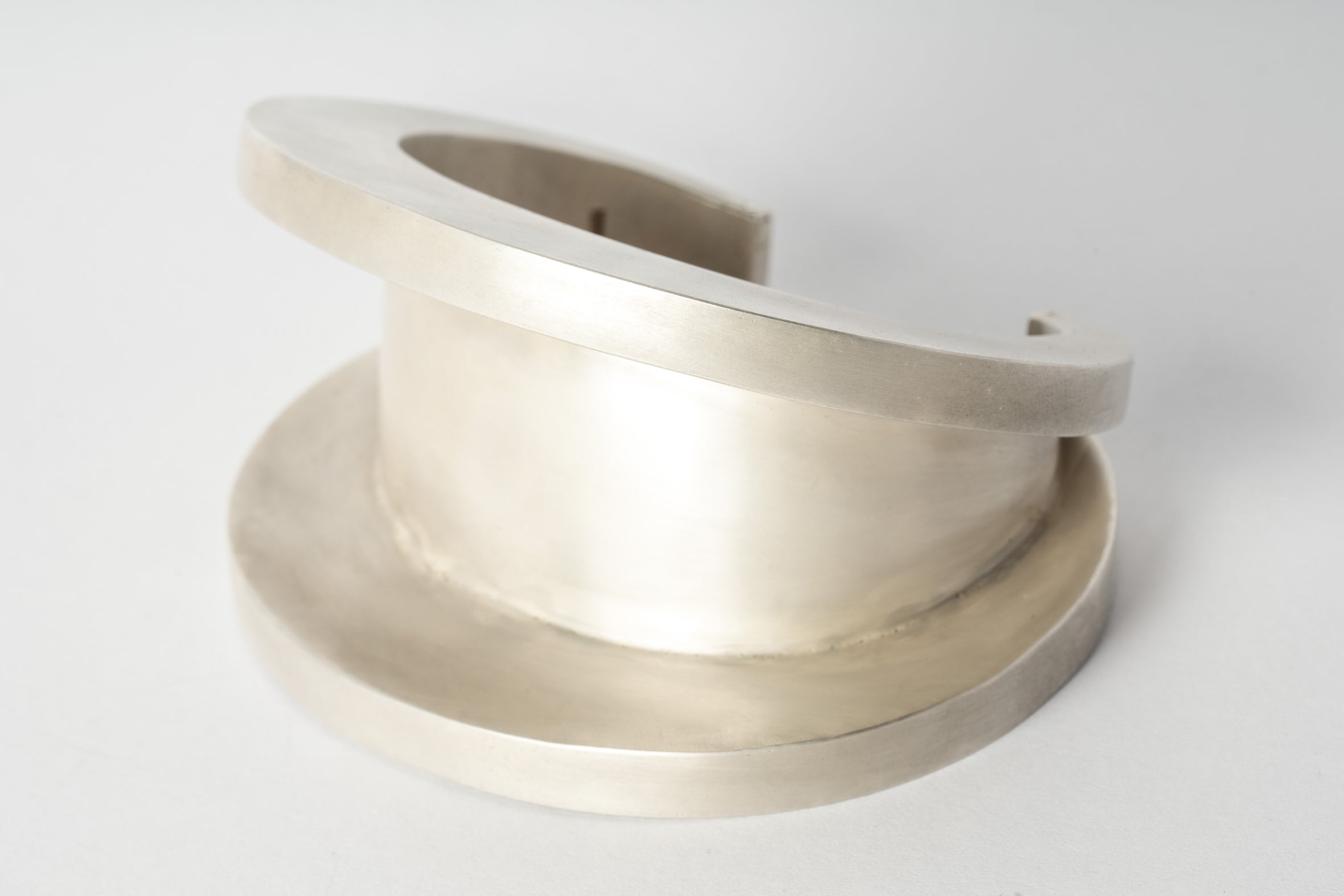 Crescent Channel Bracelet (Radiant Expansion, 15-50mm, AS)