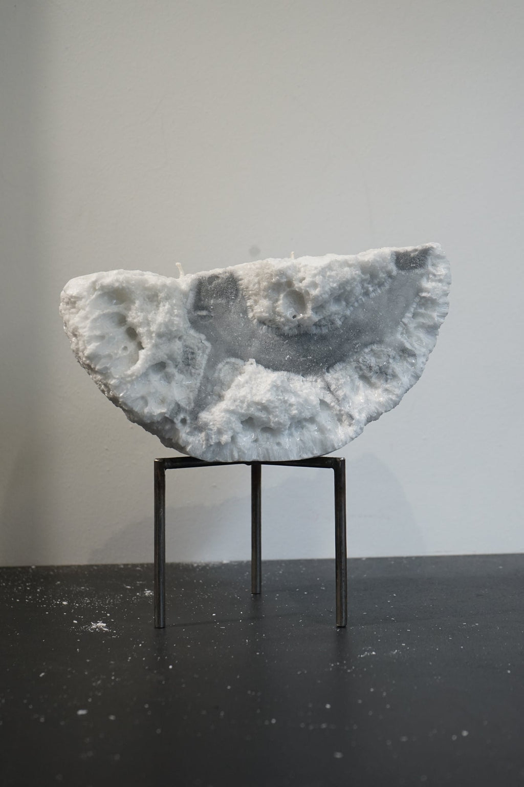 LARGE CHARCOAL CANDLE