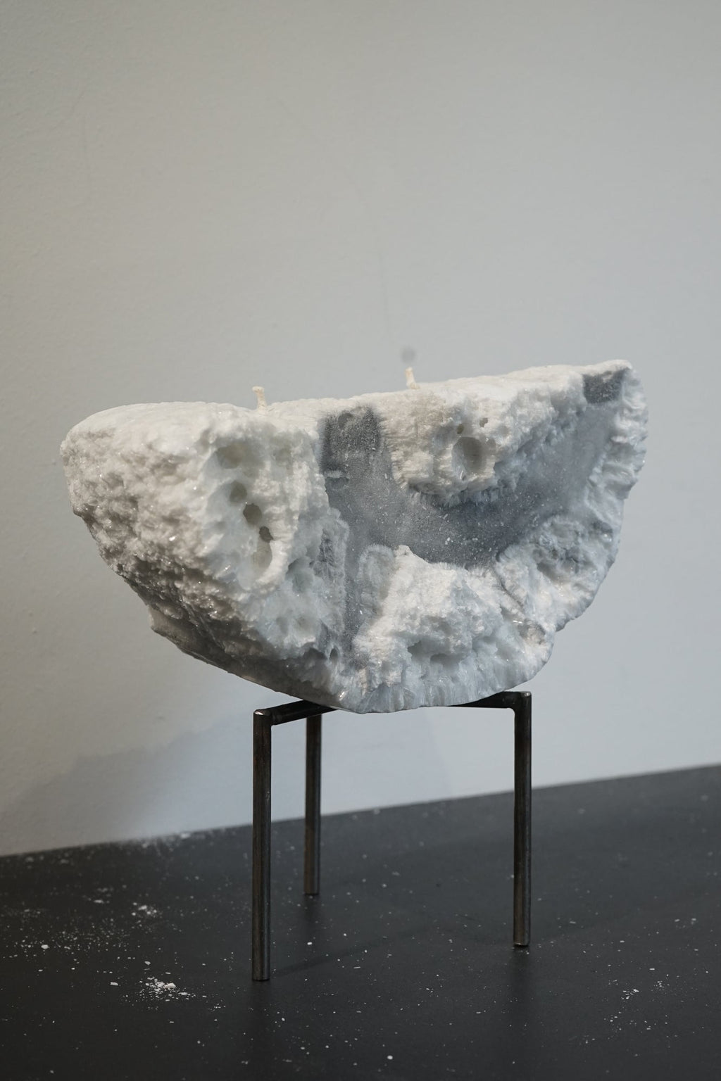 LARGE CHARCOAL CANDLE