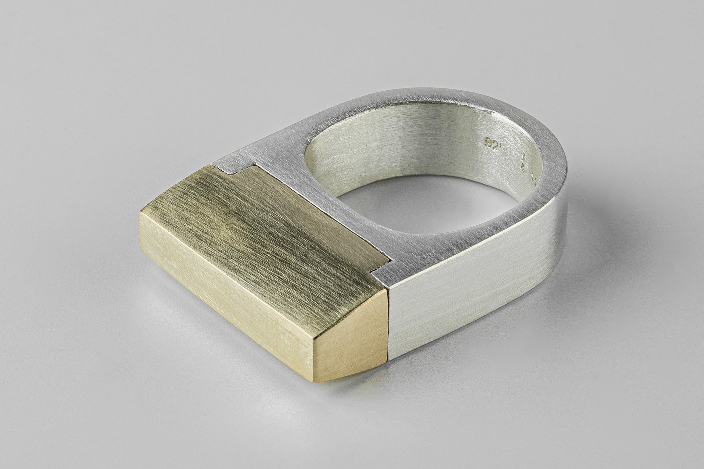 Plate Ring Single (Pyroid, 9mm, MA+MR)