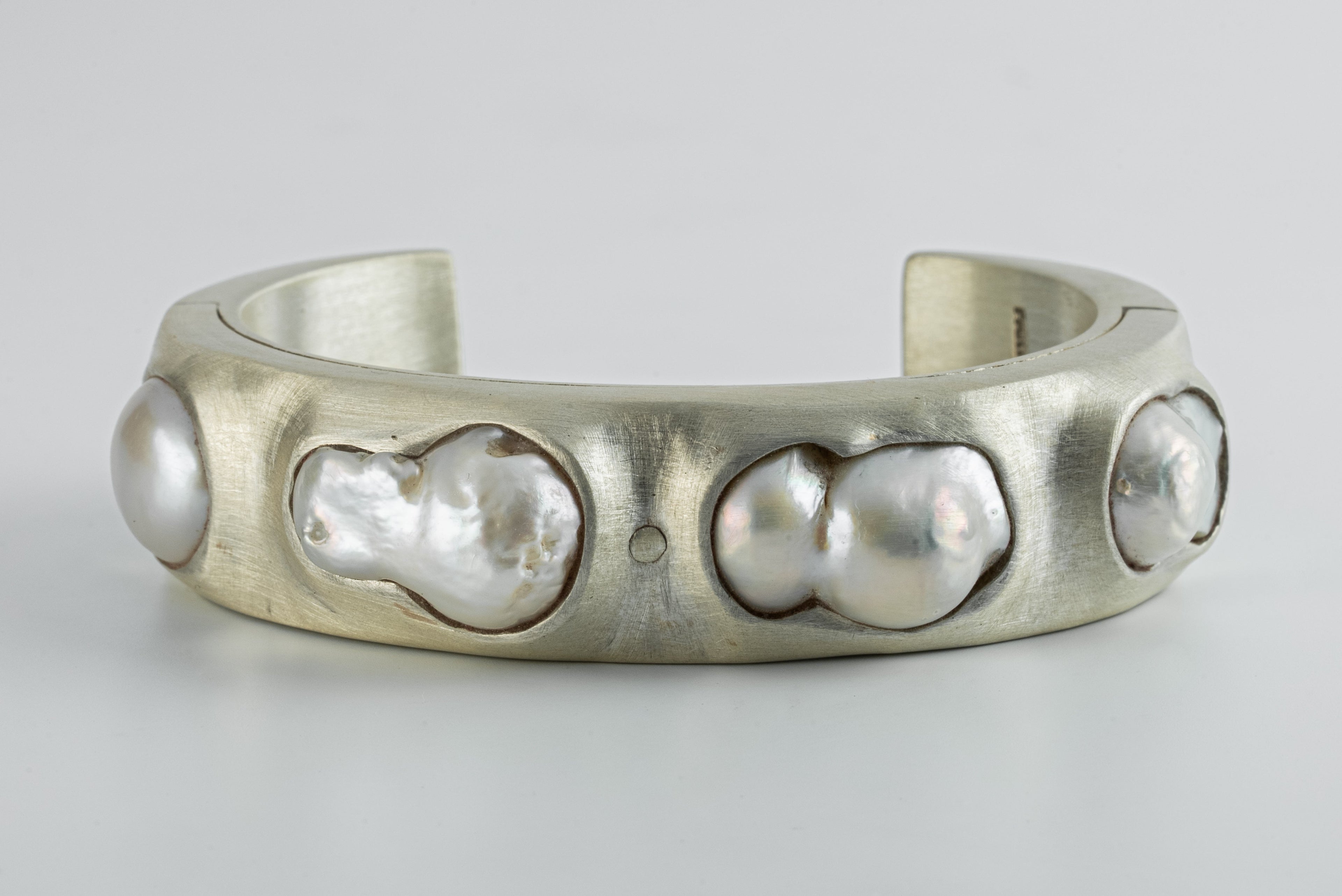 Sistema Bracelet v1 (Terrestrial Surfaced, 4-White Pearl, 17mm)