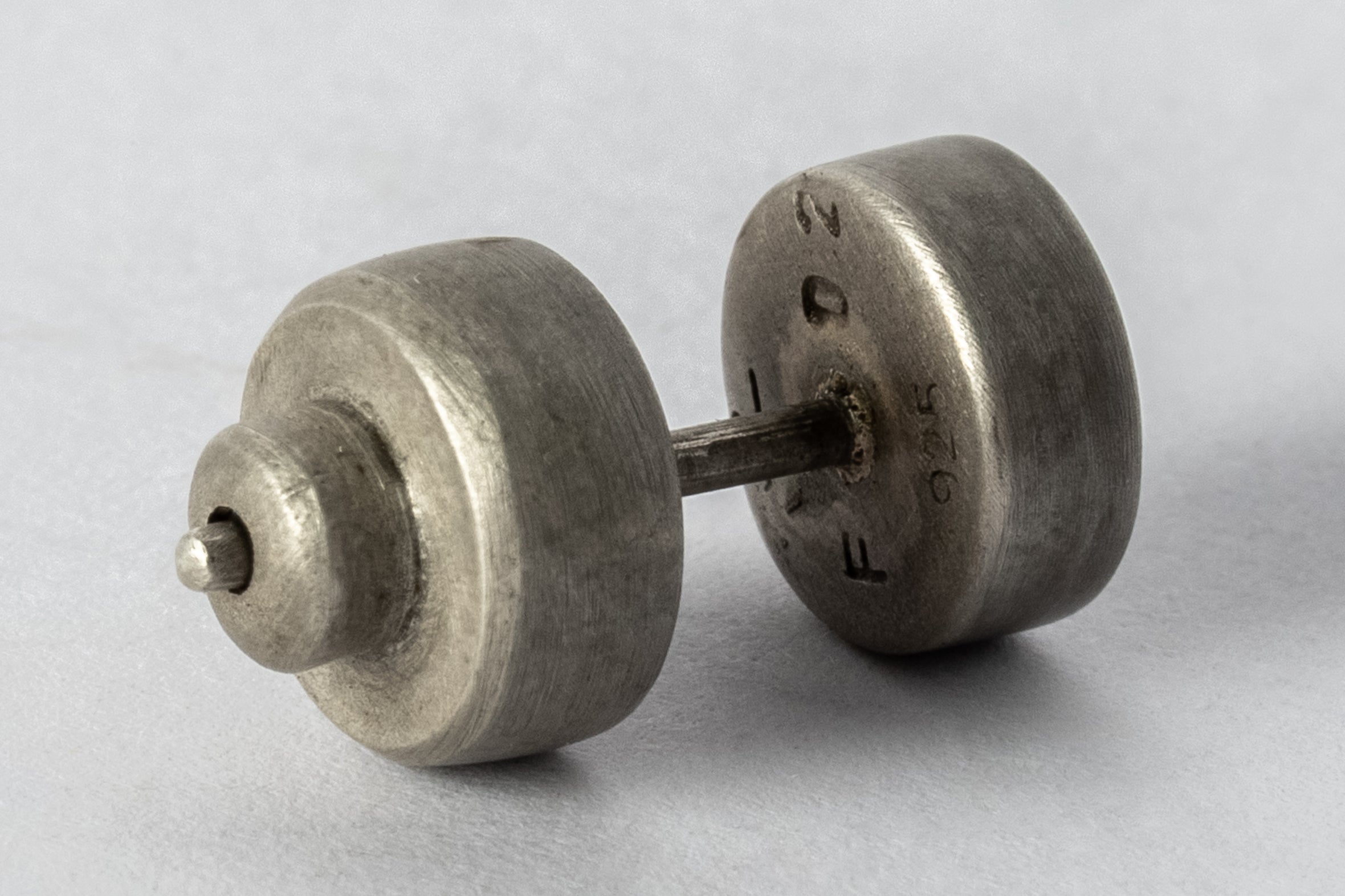 Stud Earring (0.2 CT, Tiny Faceted Diamond Slab, DA+FCDIA)