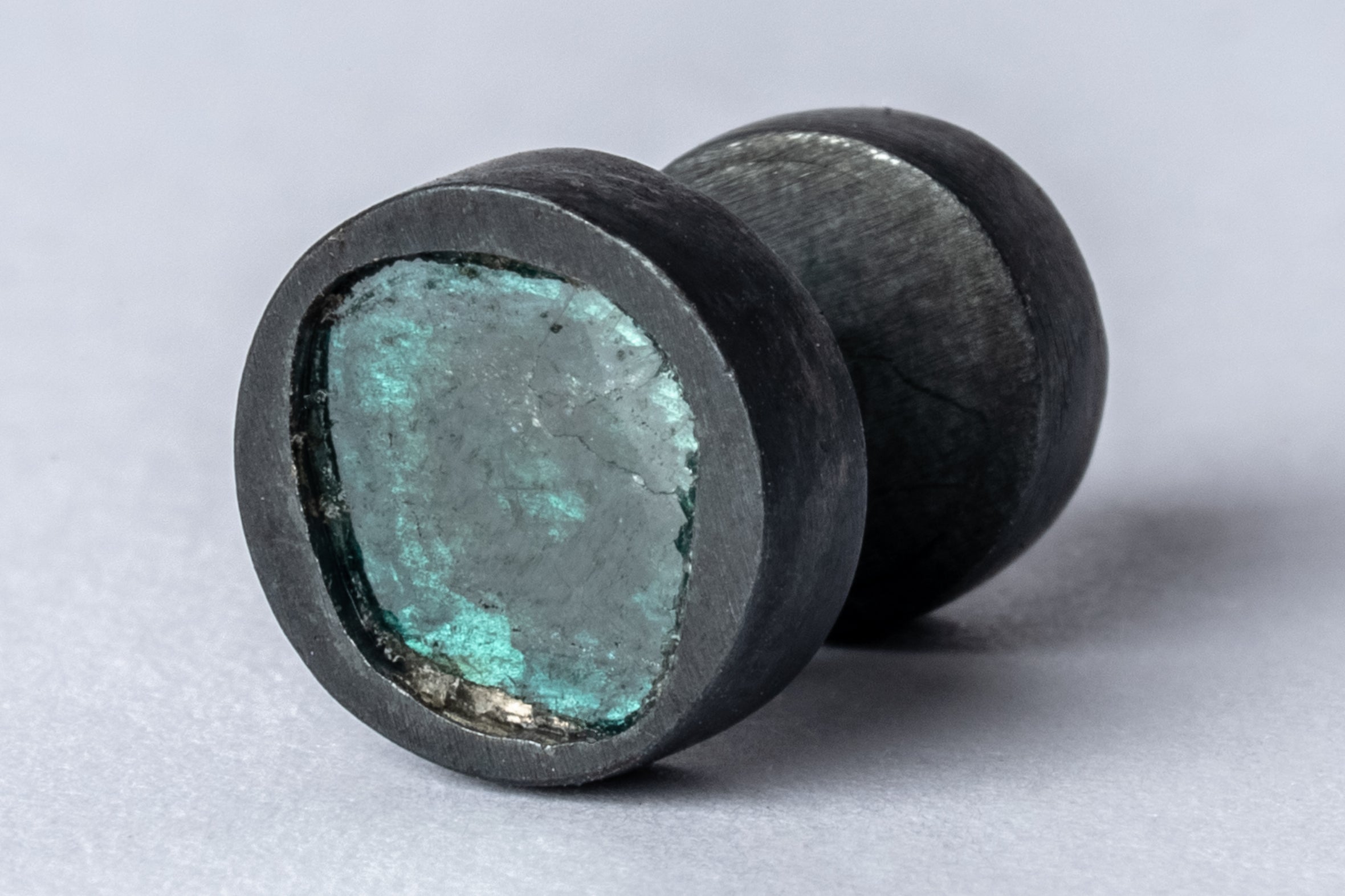 Stud Earring (0.2 CT, Blue Diamond Slab, KA+BDIA)