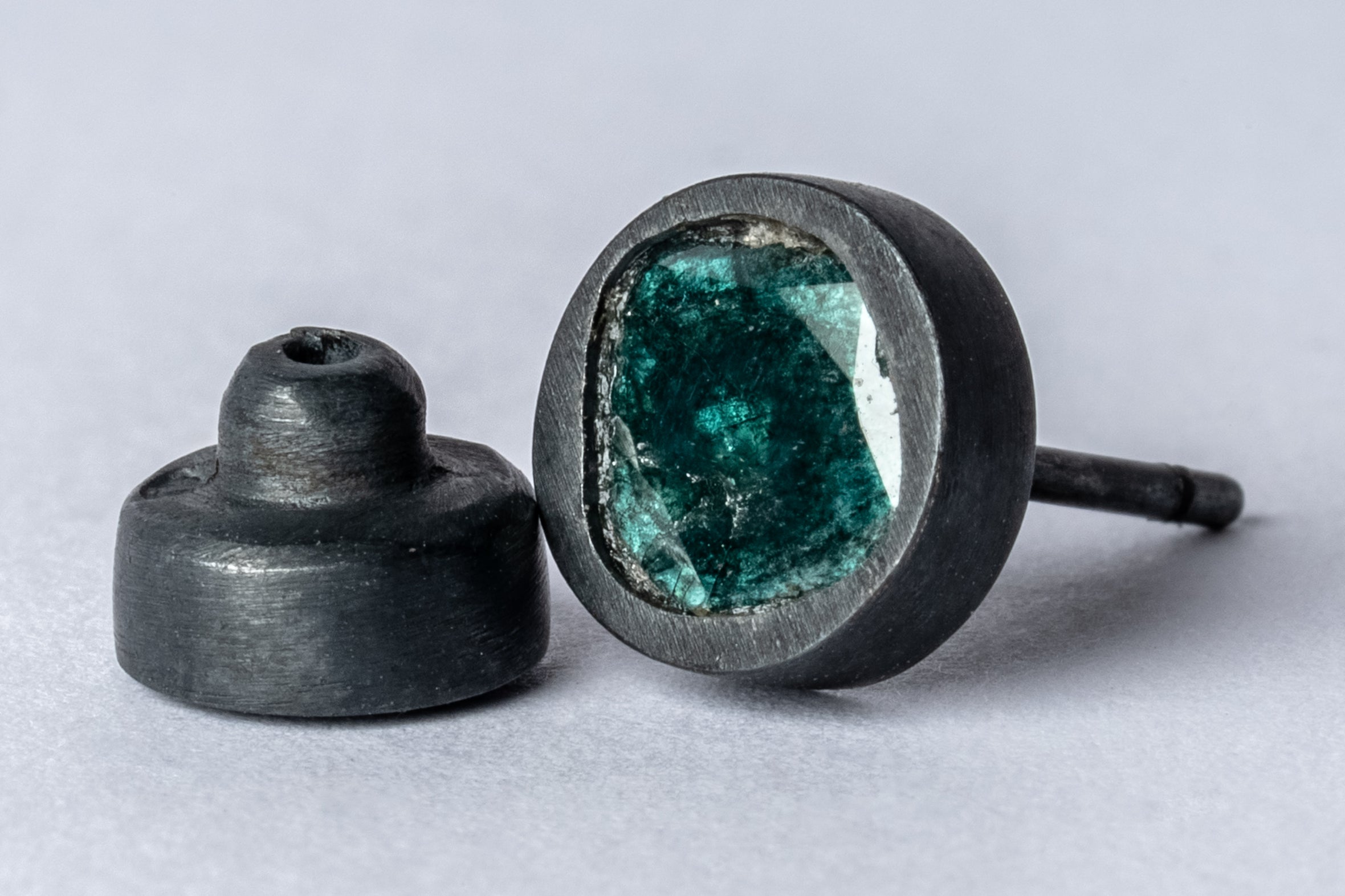 Stud Earring (0.2 CT, Blue Diamond Slab, KA+BDIA)