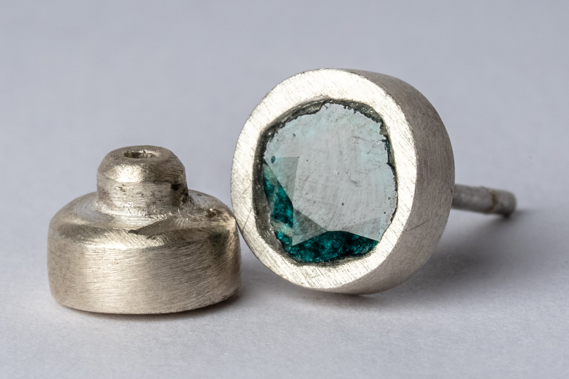 Stud Earring (0.2 CT, Blue Diamond Slab, MA+BDIA)