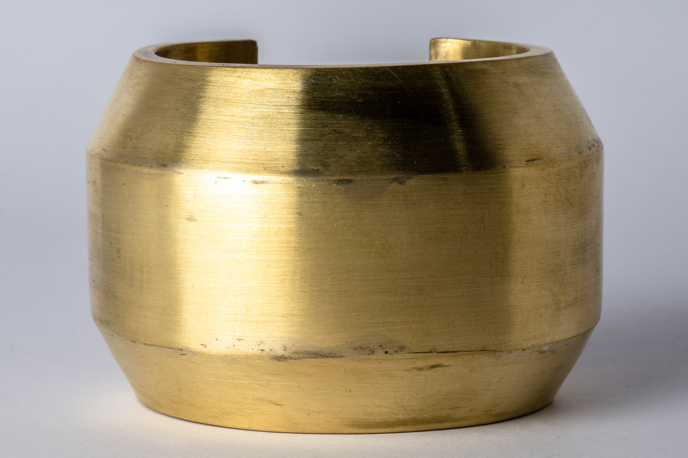 Crescent Bracelet (Wedge Var., 60mm, MR)