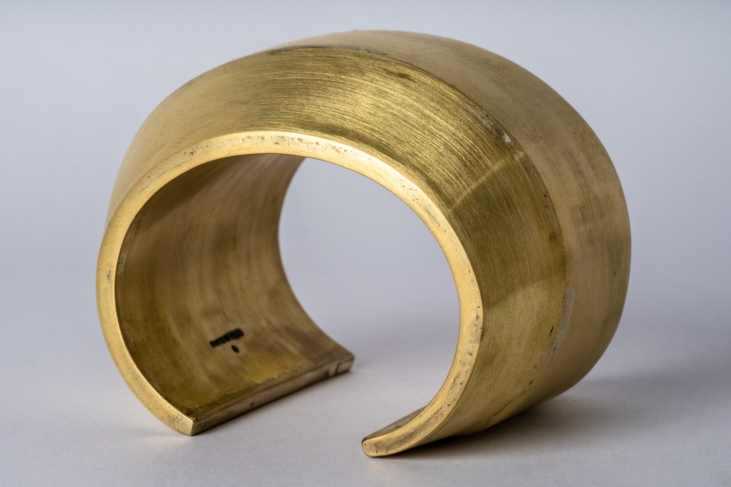 Crescent Bracelet (Wedge Var., 60mm, MR)