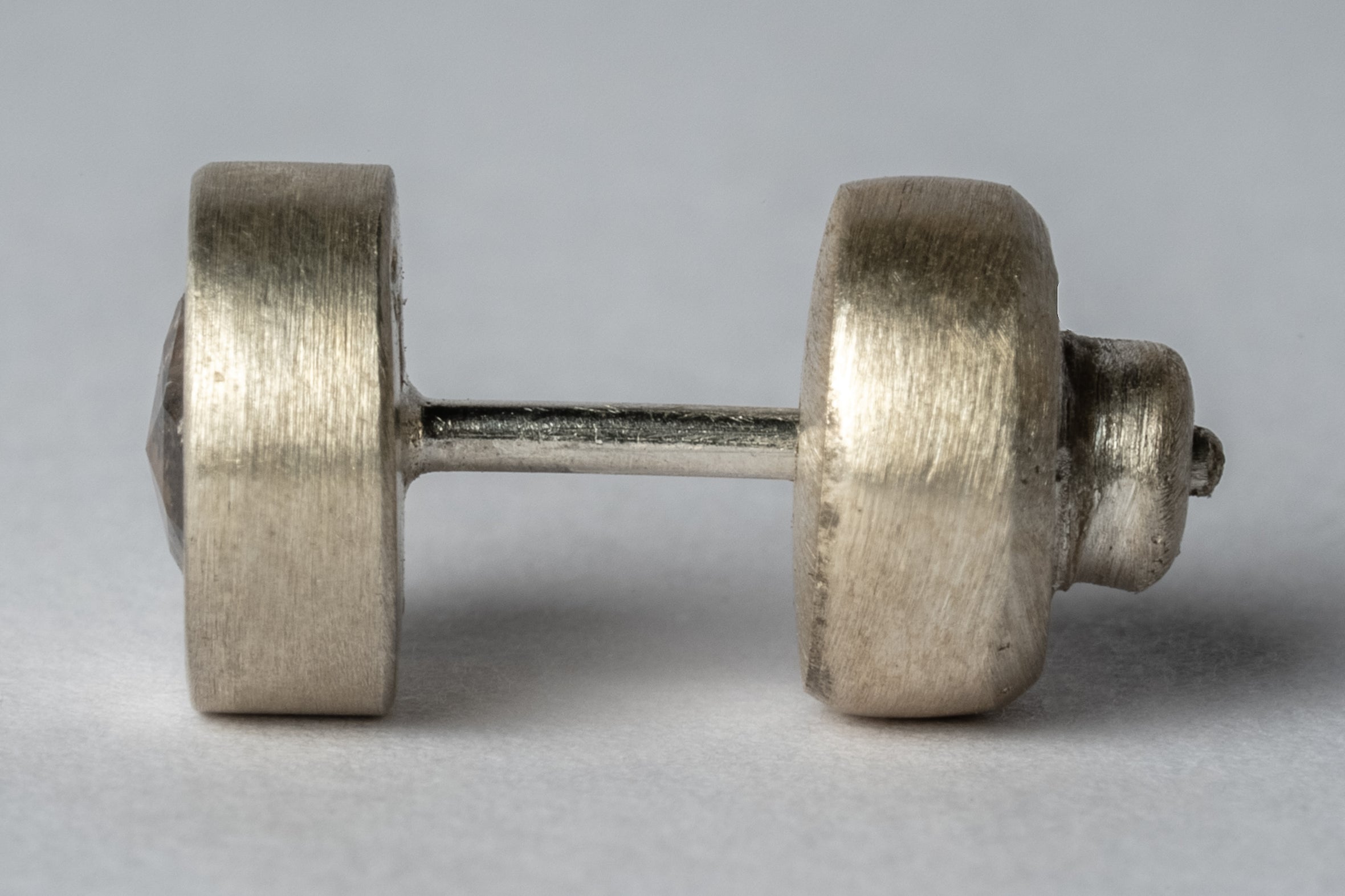 Stud Earring (0.2 CT, Tiny Faceted Diamond Slab, MA+FCDIA)