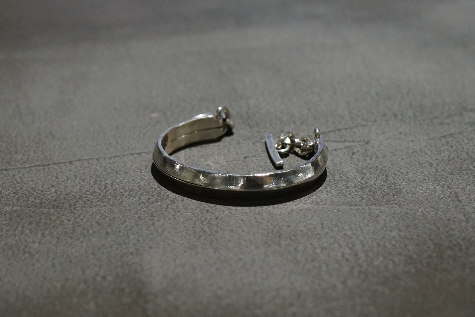 SPLIT BRACELET