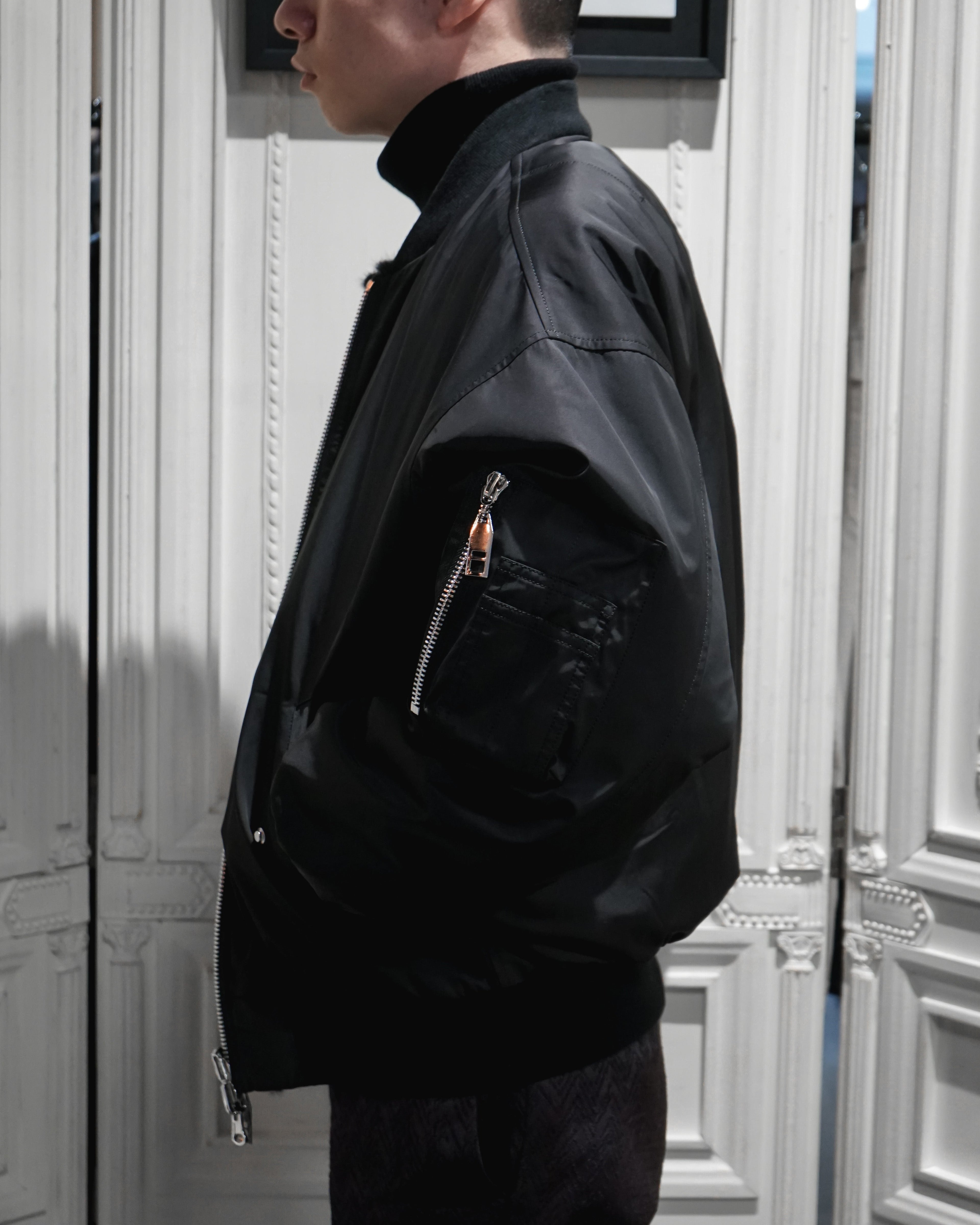 BLACK UNISEX REVERSIBLE MINK FUR BOMBER W/O LOGO