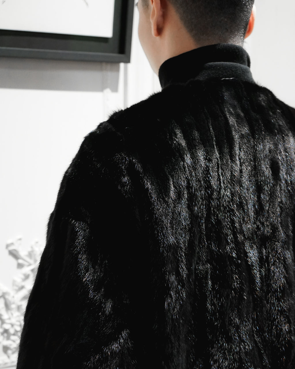 BLACK UNISEX REVERSIBLE MINK FUR BOMBER W/O LOGO