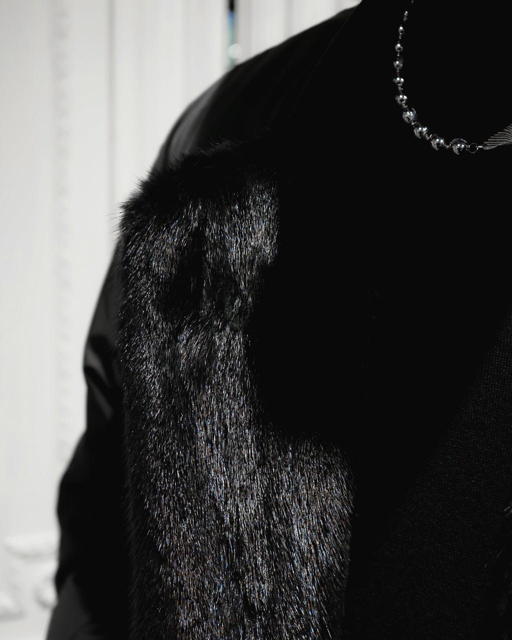 BLACK UNISEX REVERSIBLE MINK FUR BOMBER W/O LOGO