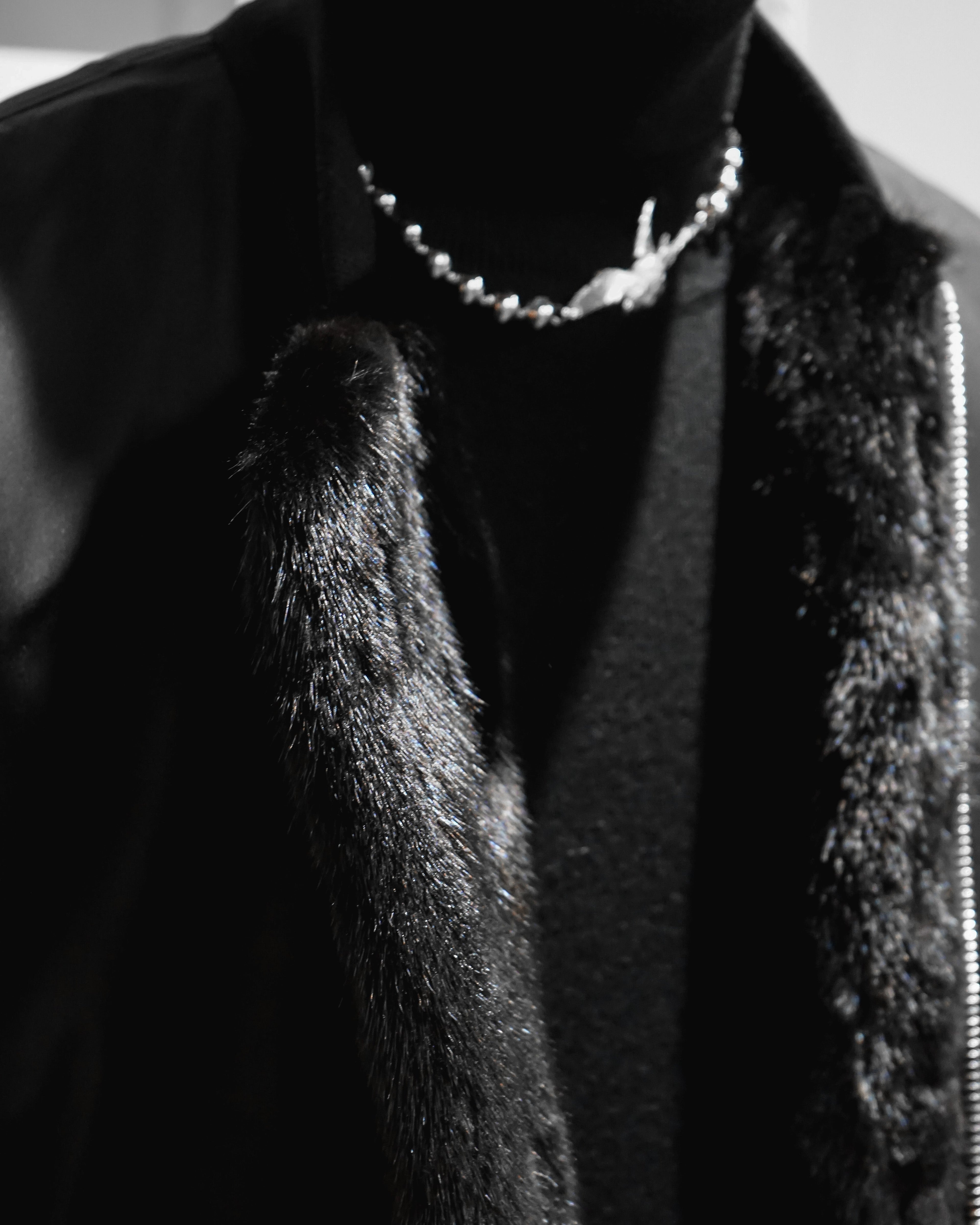 BLACK UNISEX REVERSIBLE MINK FUR BOMBER W/O LOGO