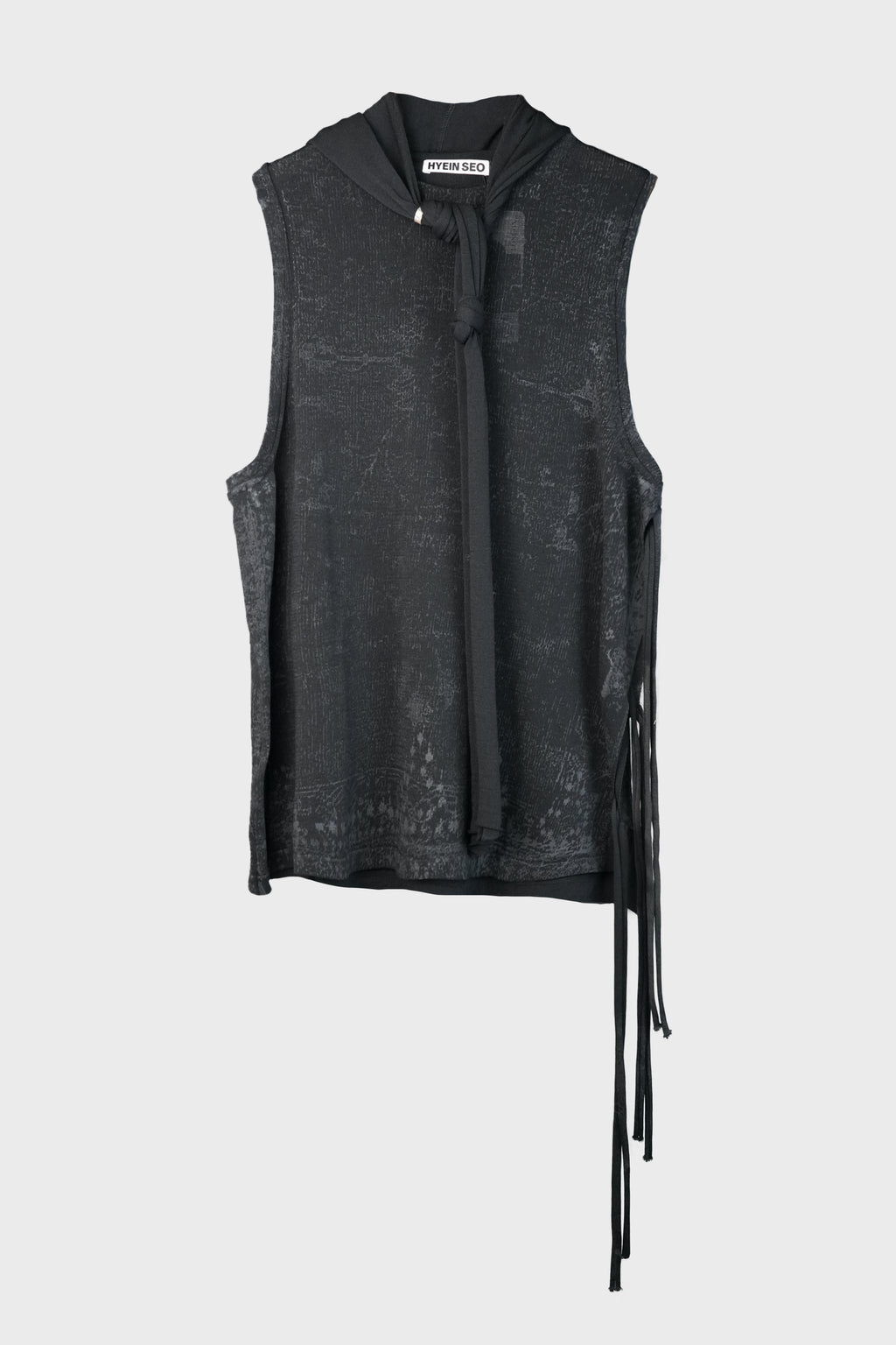 SLEEVELESS KNIT w/ MACRAME HOODIE BLACK