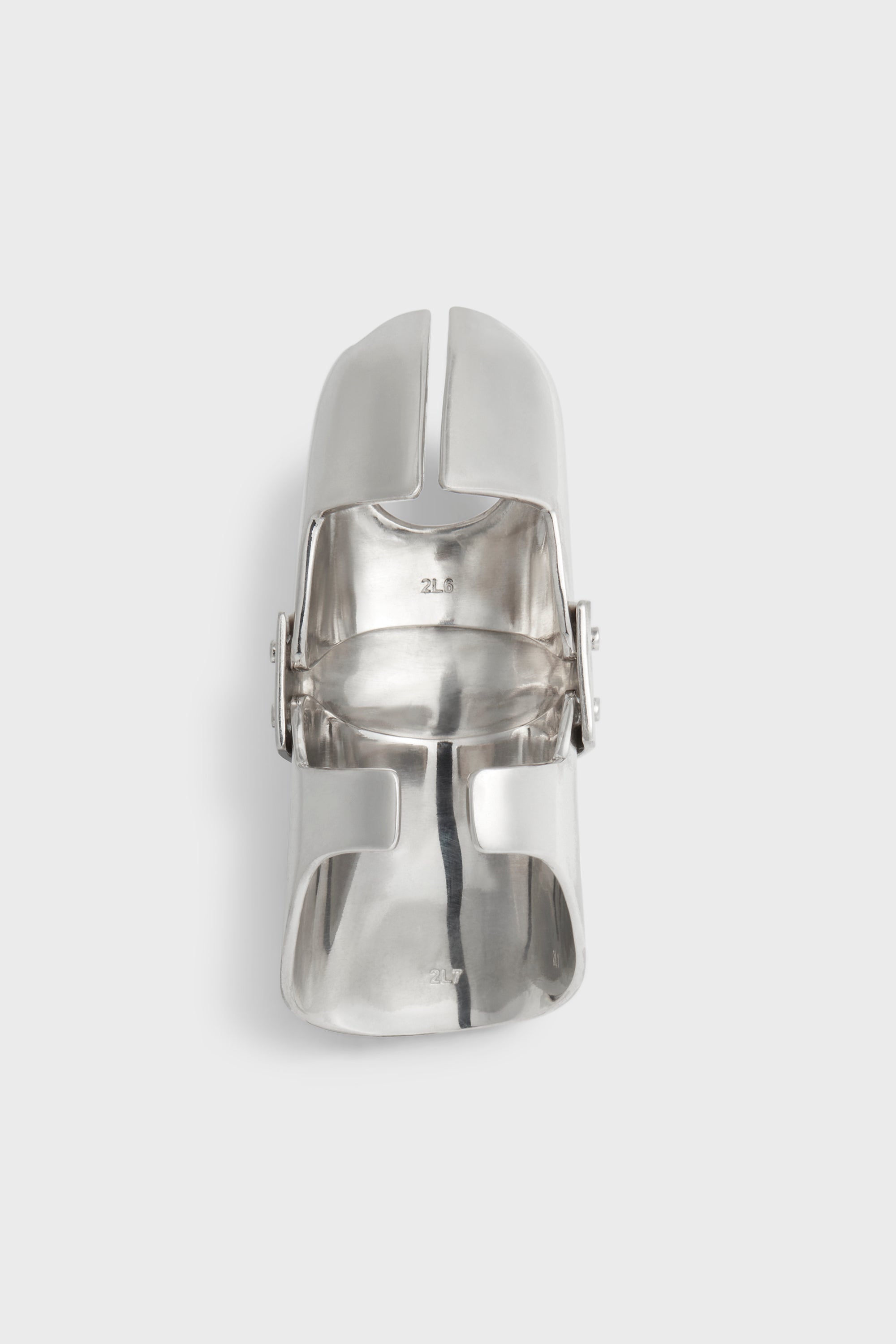 FINGERTIP WITH JOINT RING WITHOUT NAIL