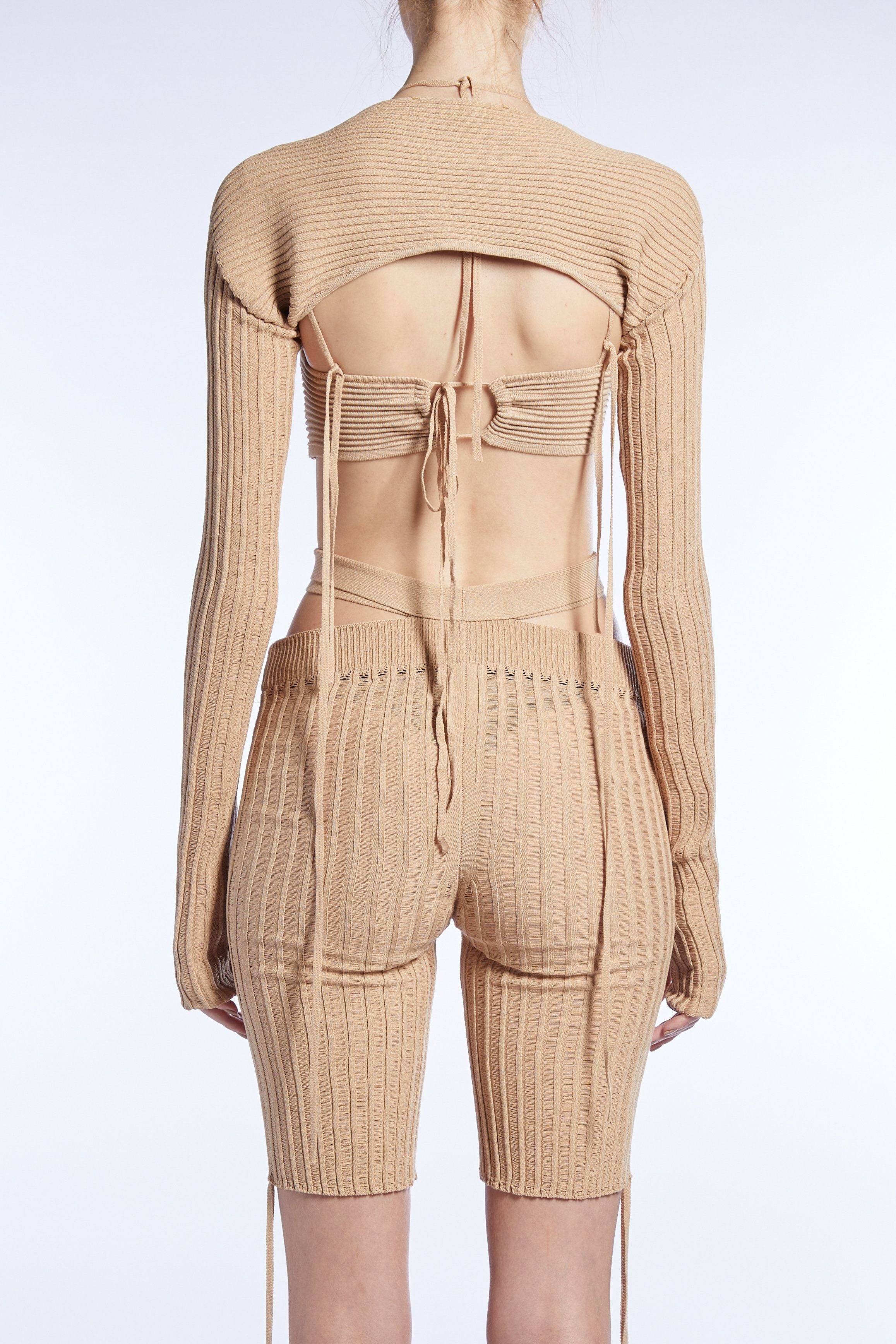 RIBBED KNIT LONG SLEEVES SHRUG NUDE